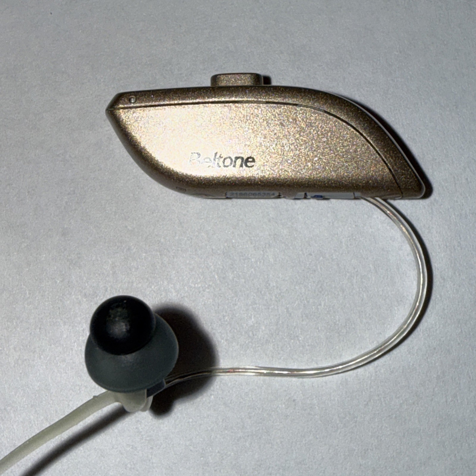 Beltone C-1 Hearing Aids w/ Charger Case, OEM Wall Charger & Cord Tested Working