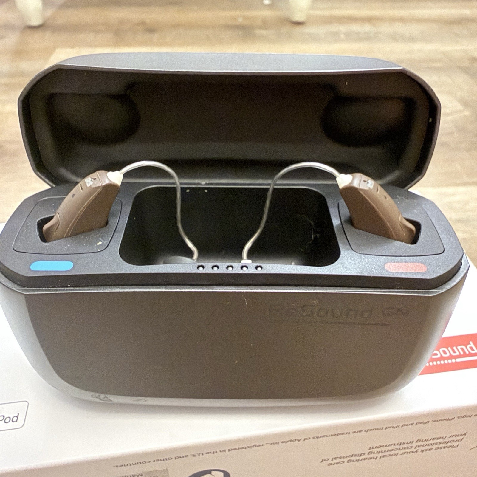 ReSound LiNX Quattro 9 RE961-DRWC Rechargeable Hearing Aids Pair w/ Charger