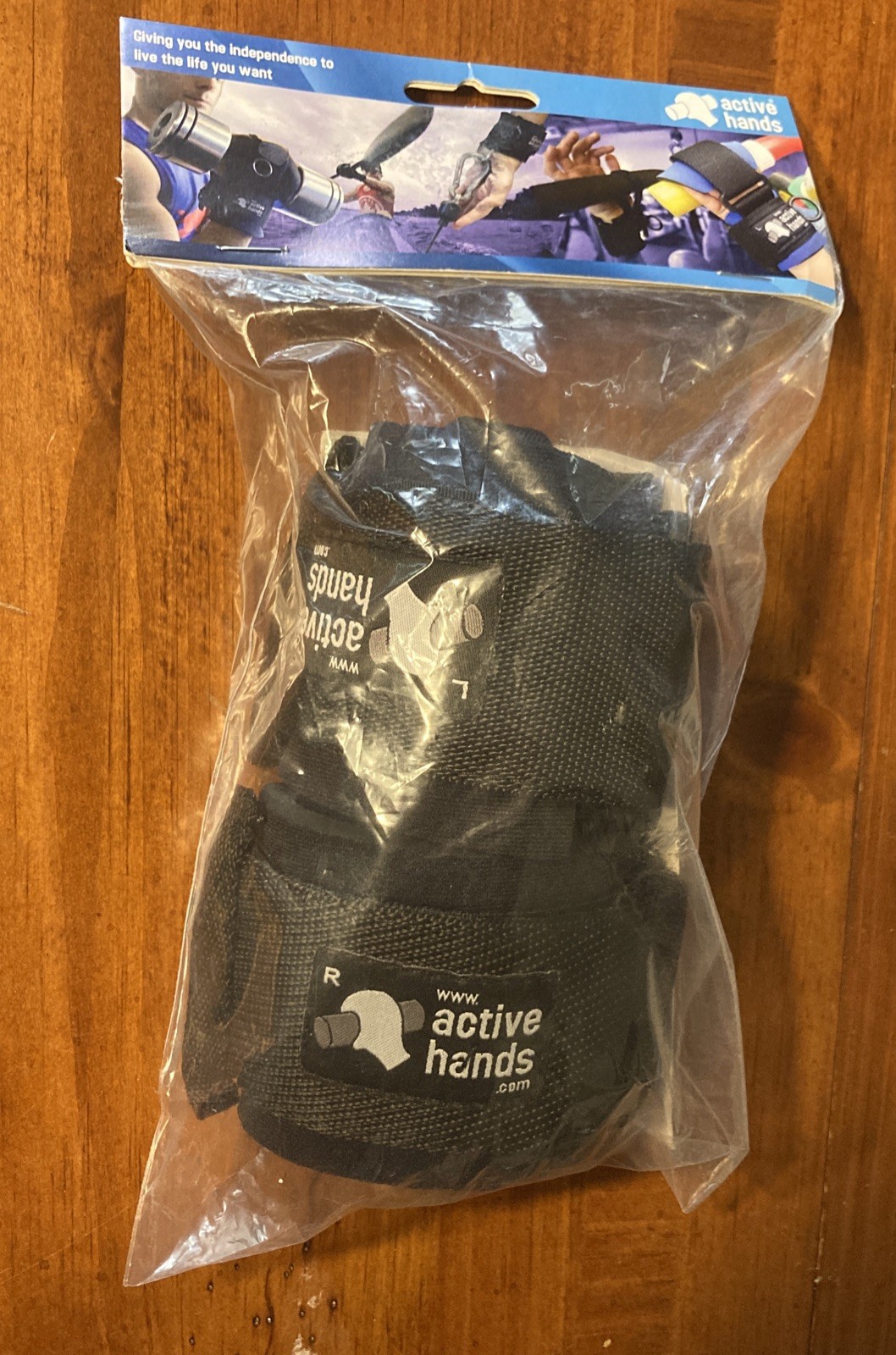 Active Hands Limb Difference Looped Gripping Aids | Small/Standard Size | Black