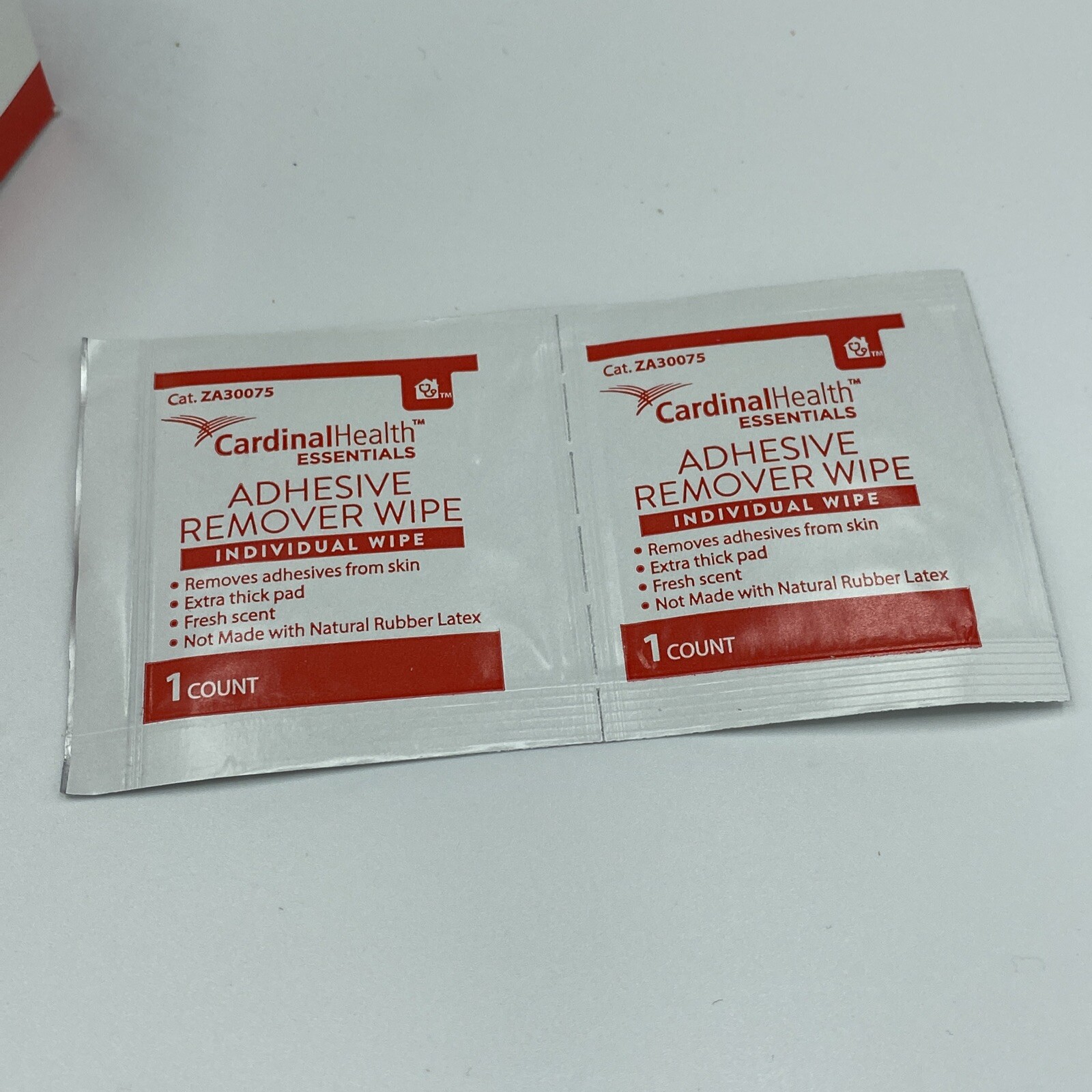 Cardinal Health Essentials Adhesive Remover Wipe 30075 Box of 75 Wipes