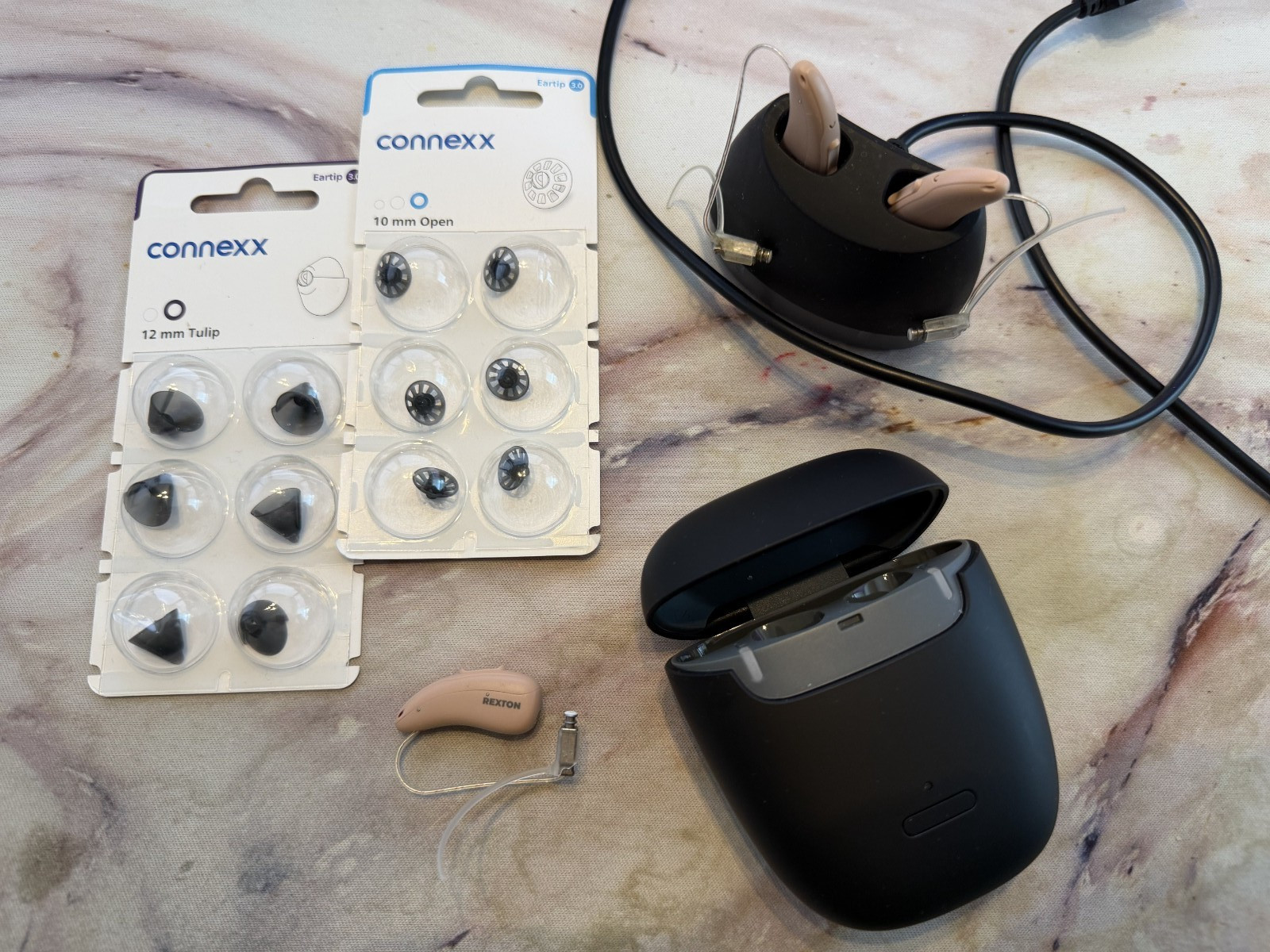 Rexton BiCore C R-Li Hearing Aids, 3, Connexx Travel Charger, Charging Base