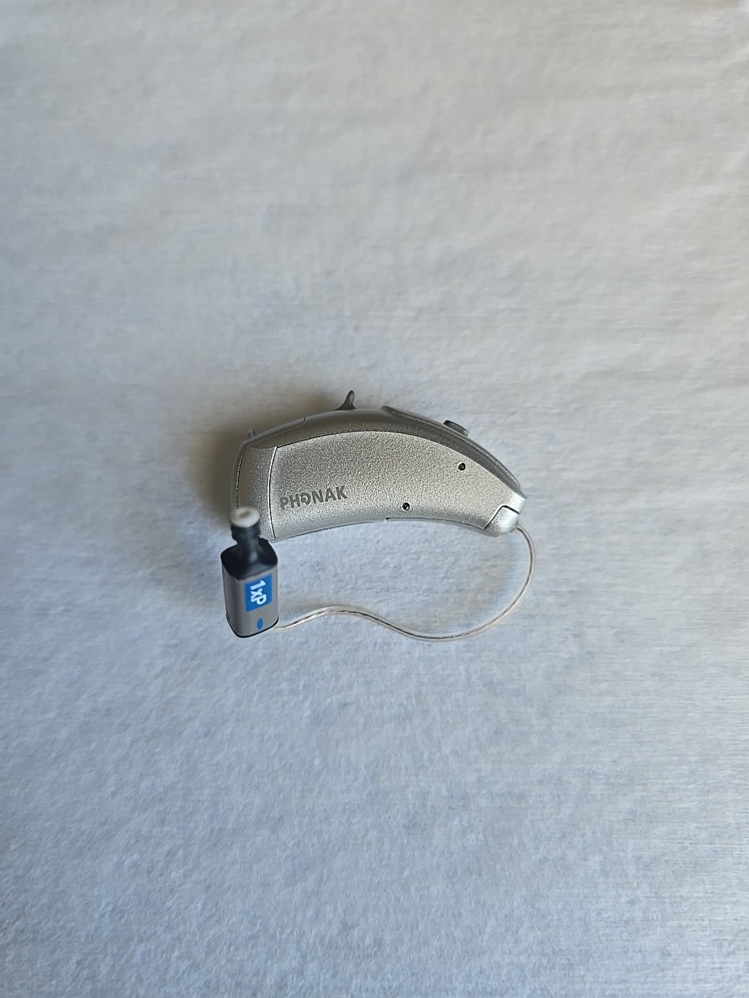 1X_NAIDA V90-RIC HEARING AID. MILD TO SEVERE HEARING LOSSES.