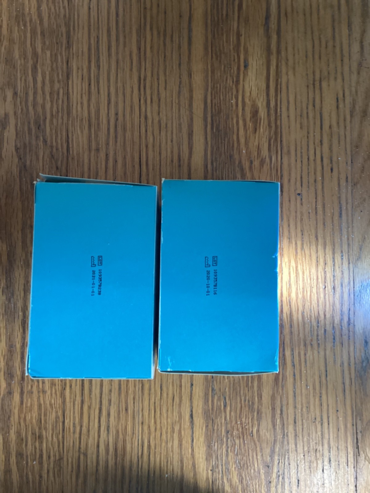 .Eakin Cohesive Seals 839002. 2 TOTAL BOXES OF20 ct/Box. Total 40 Pieces. .