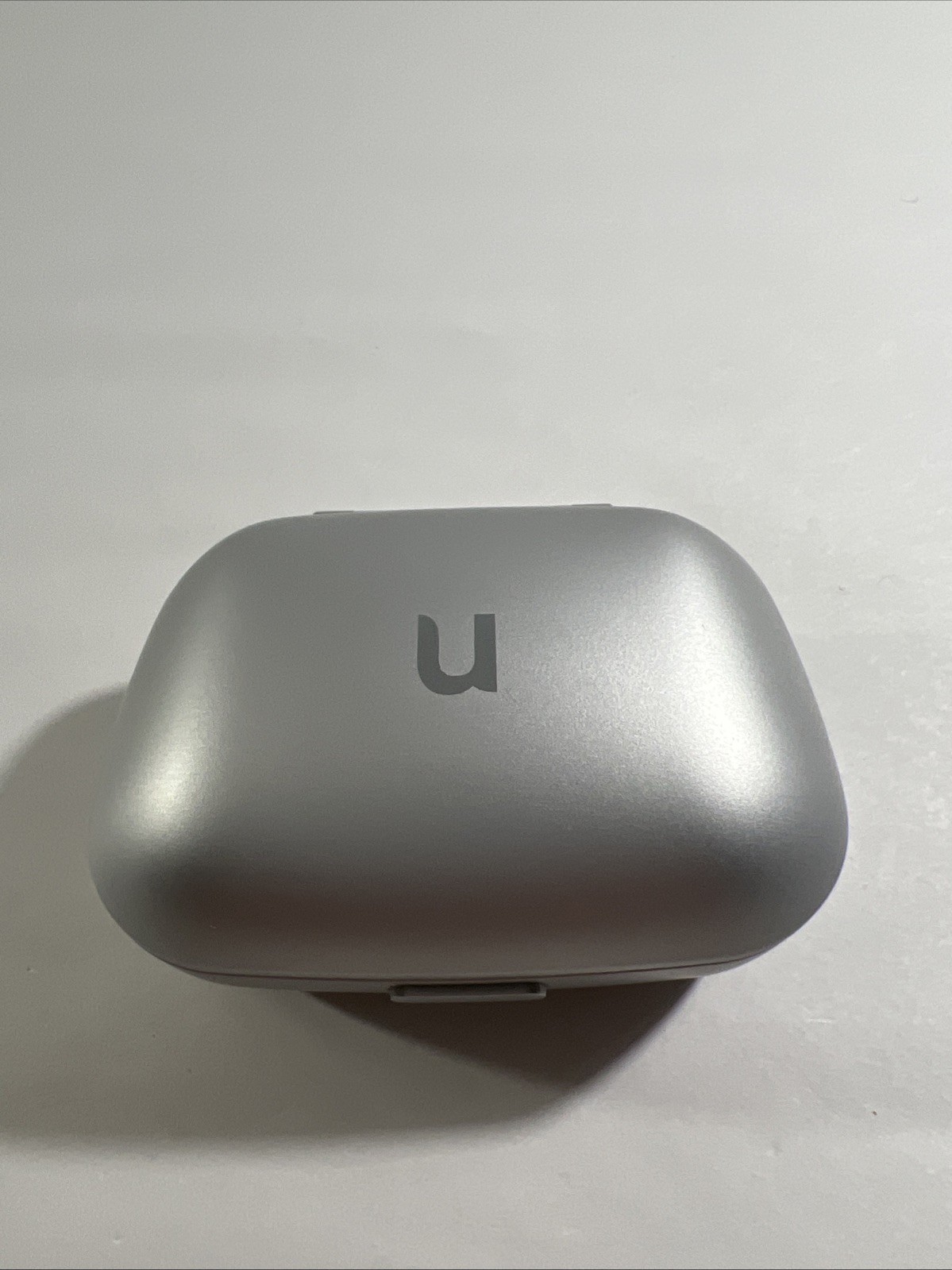 Unitron DX Moxi Move R Hearing Aids – With Charging Case –