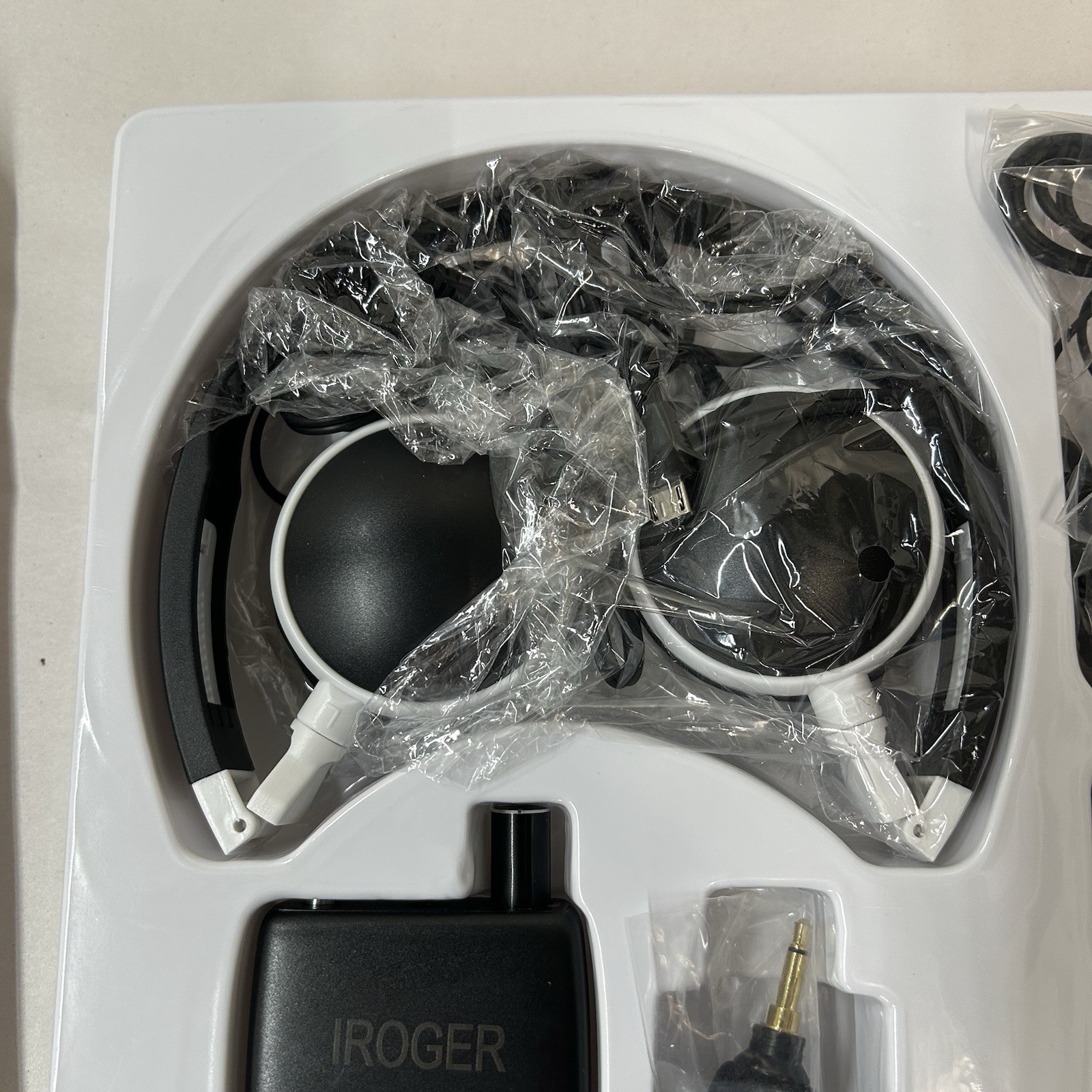 IROGER Hearing Amplifier Rechargeable Hearing Device