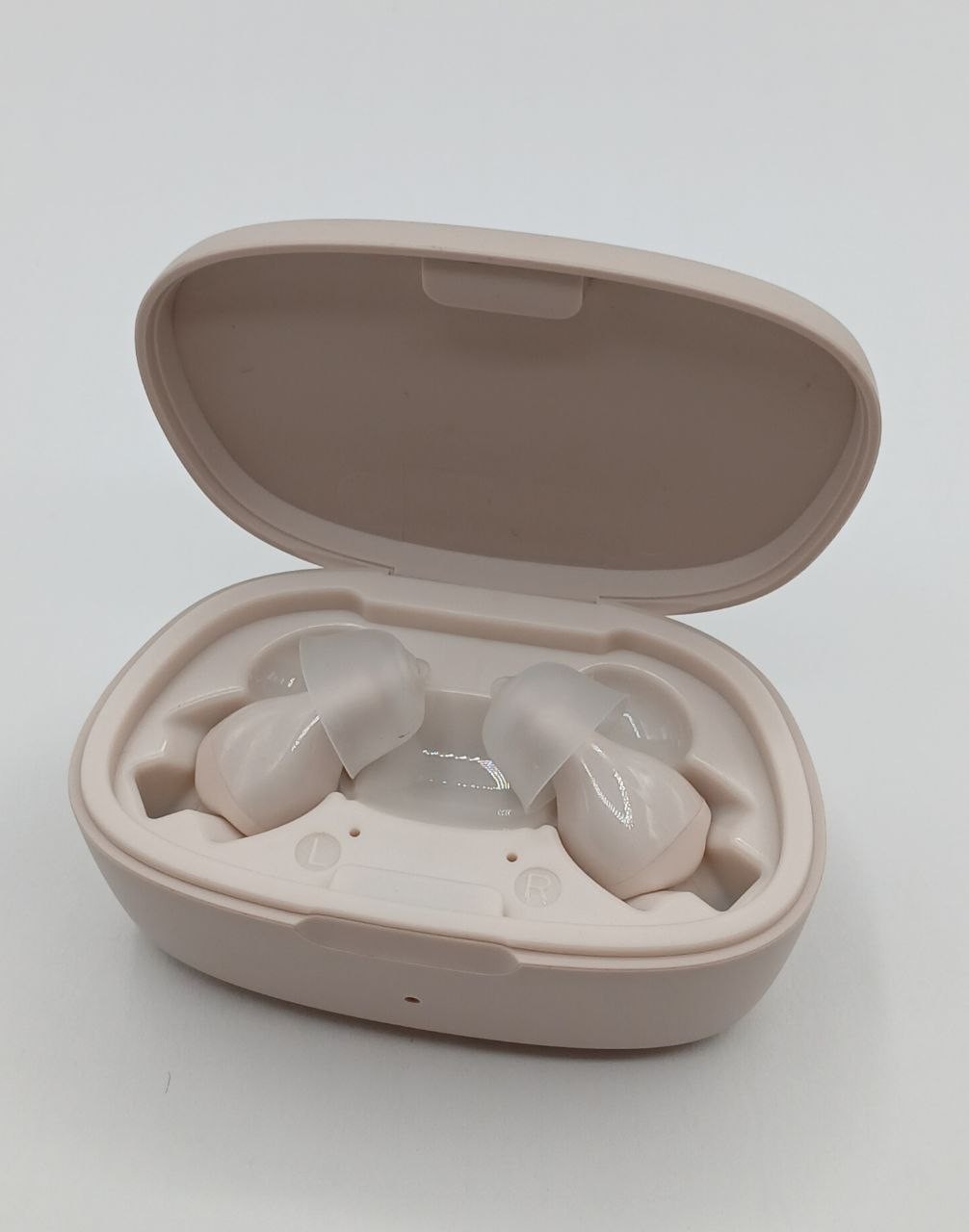 LINNER Saturn In-the-Ear OTC Hearing Aids Beige Model F910A New Open Box