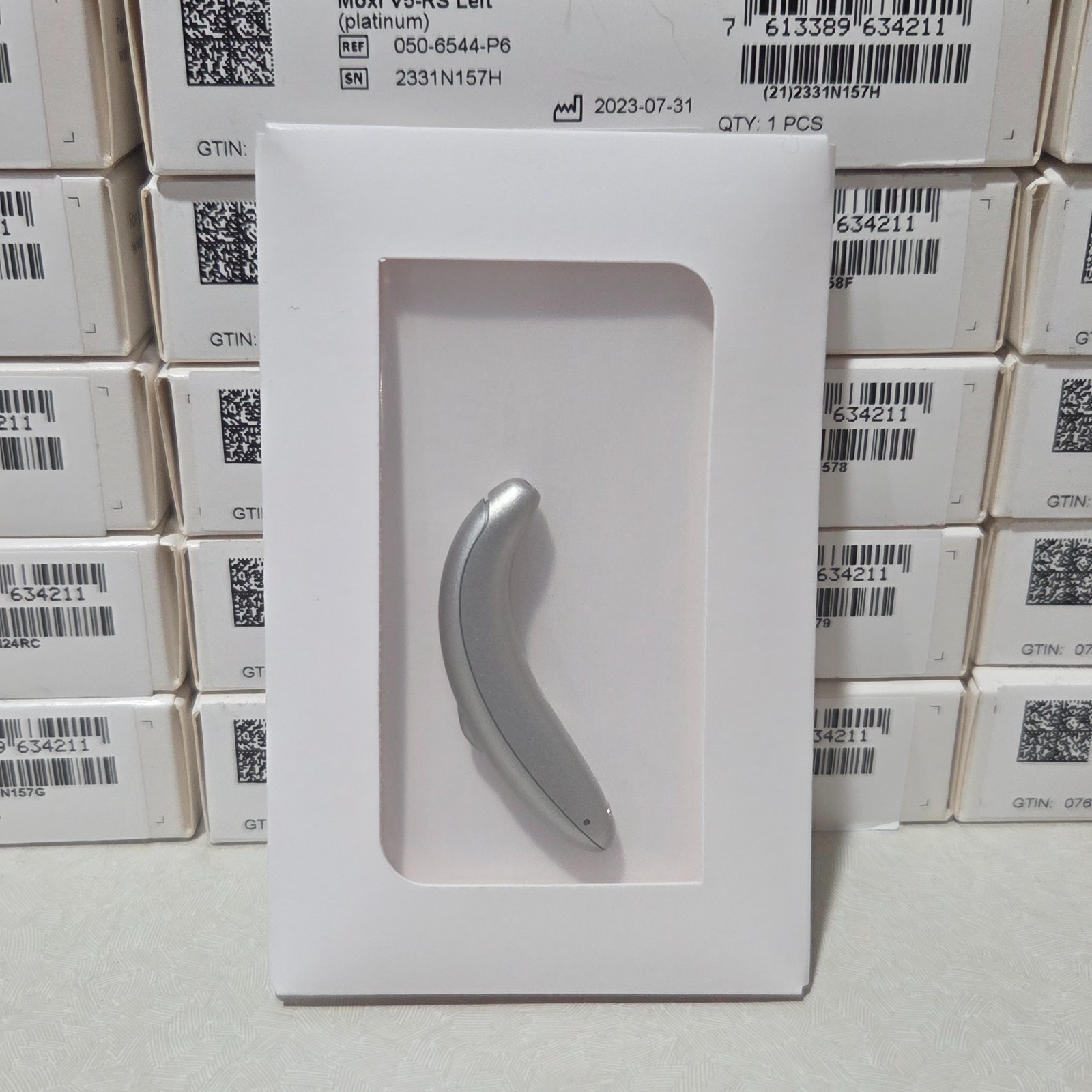 Unitron Moxi Vivante V5 RS Design RIC Hearing Aid Left Platinum Color