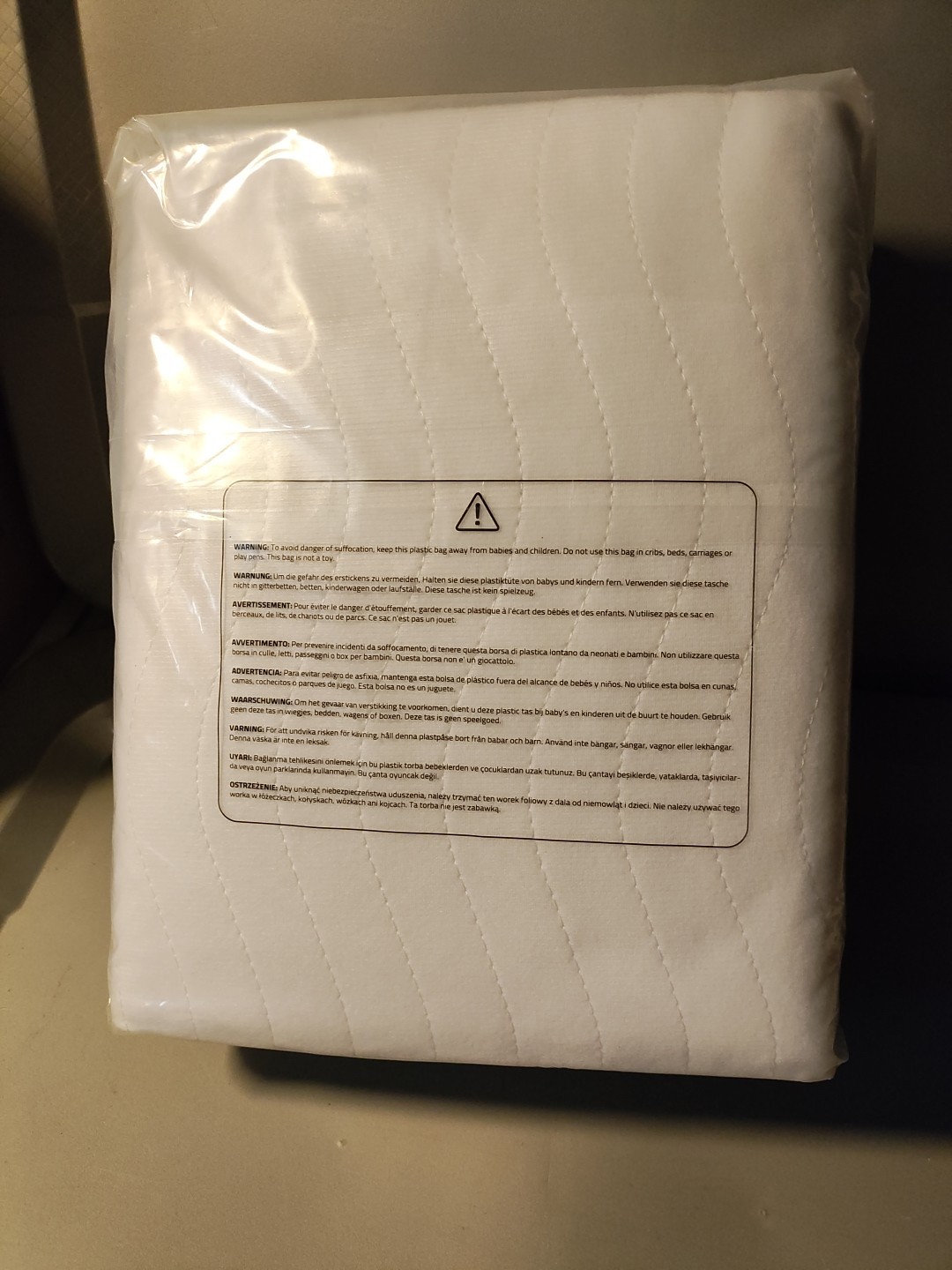 Utopia Bedding Washable Underpads 34″x36″ Pack of 4, Waterproof, Reusable
