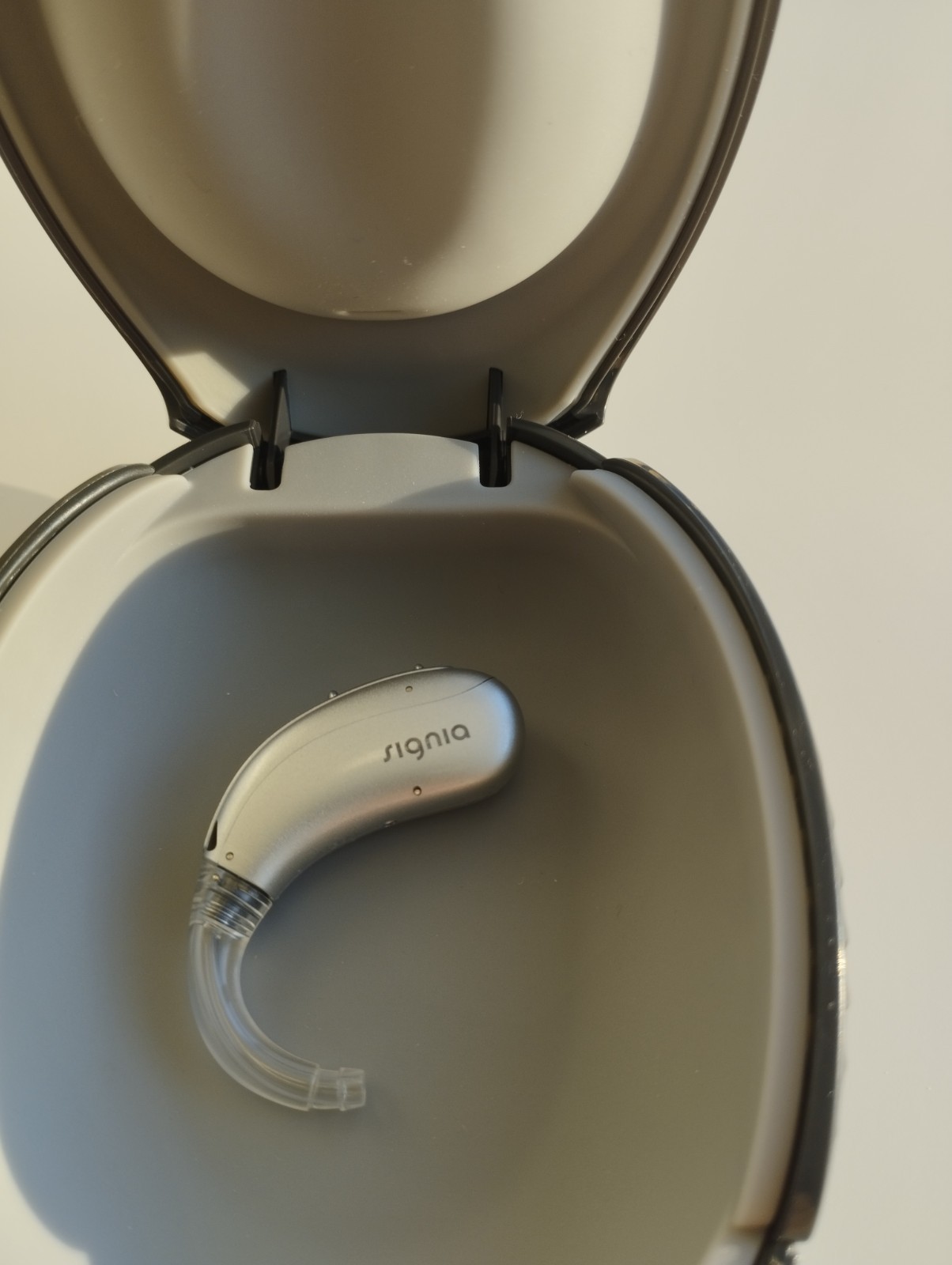 Hearing Aid – Signia Motion C&G 3X HA Motion C&G 3x SLH – New, Unused