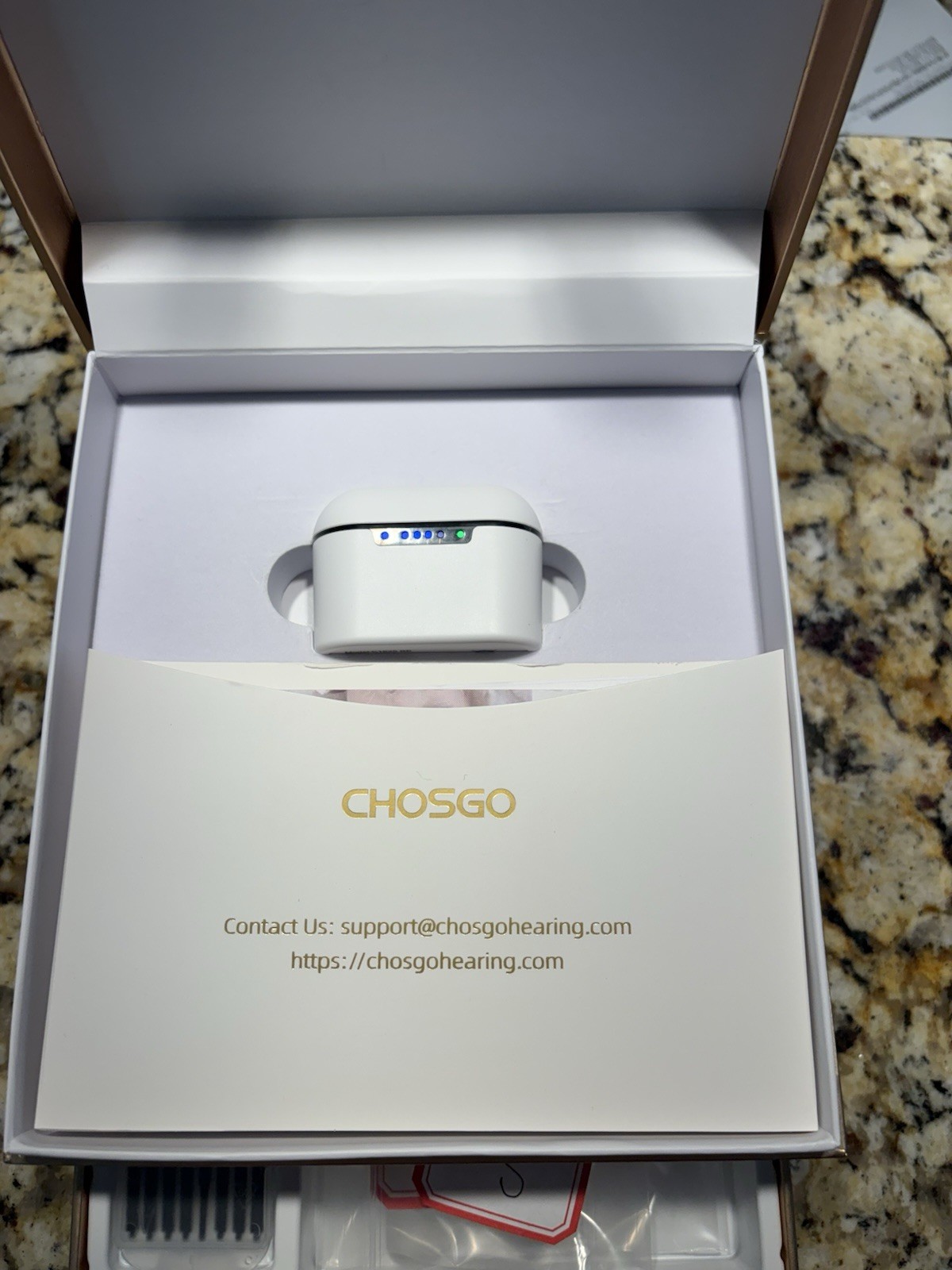 CHOSGO CIC Rechargeable Hearing Aids for Seniors Mild to Moderate Hearing Loss