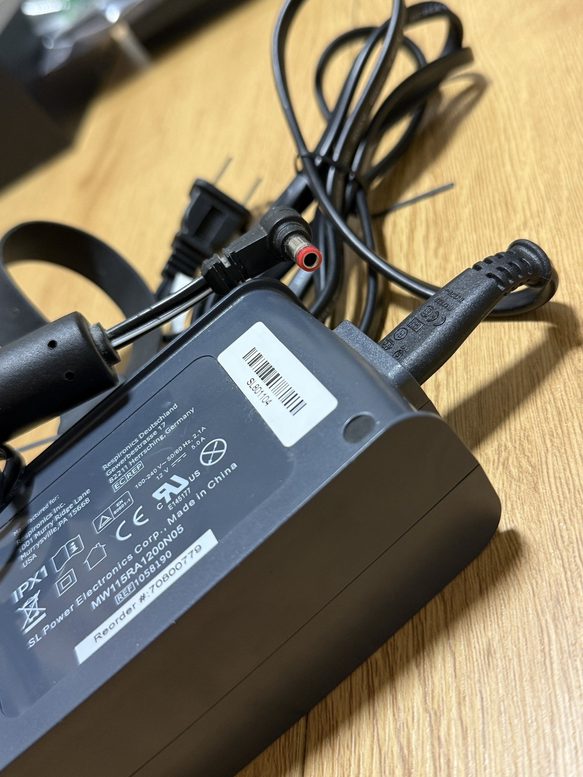Respironics 12V 5A Power Supply Adapter Charger AC MW115RA1200N05 1058190
