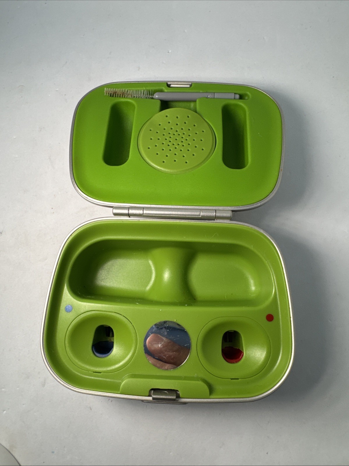 USED Phonak Combi Sonova AG Charging Case Only/WORKING.01 M25