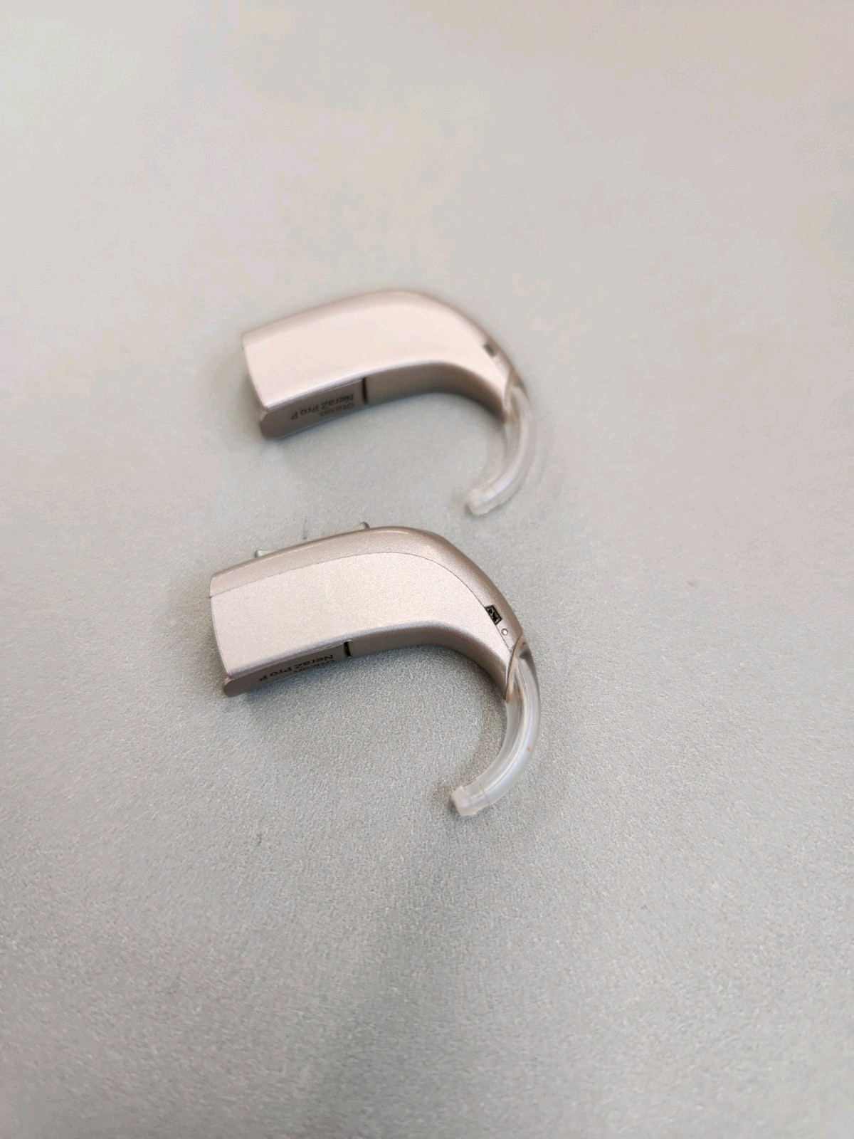 PAIR of Oticon Nera 2 BTE with WARRANTY!