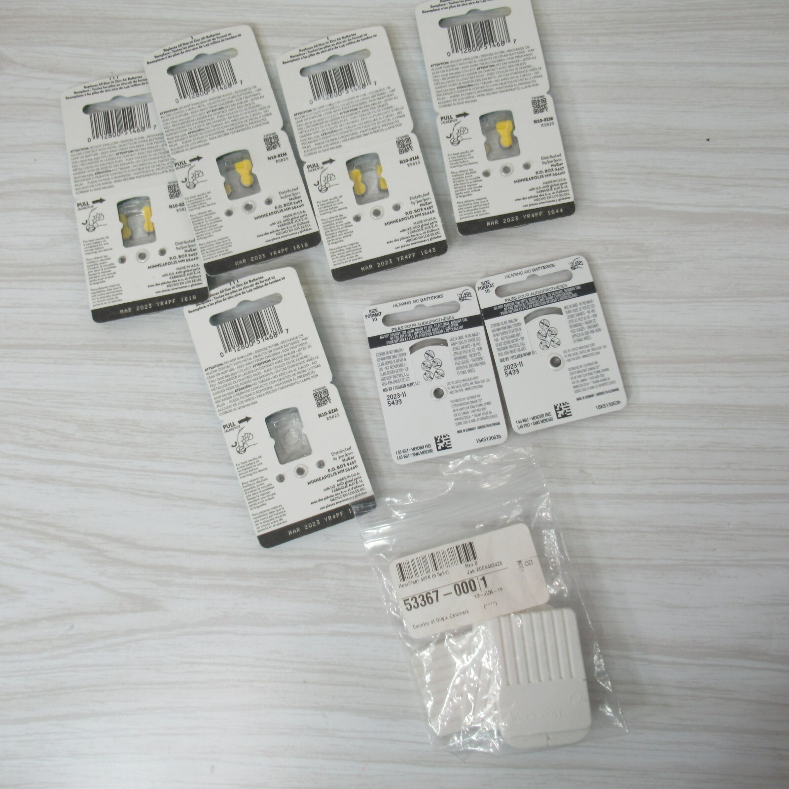 Hearing aid Batteries Size 10 Lot of 46 Exp 2023 Hear Clear Cleaning Brushes