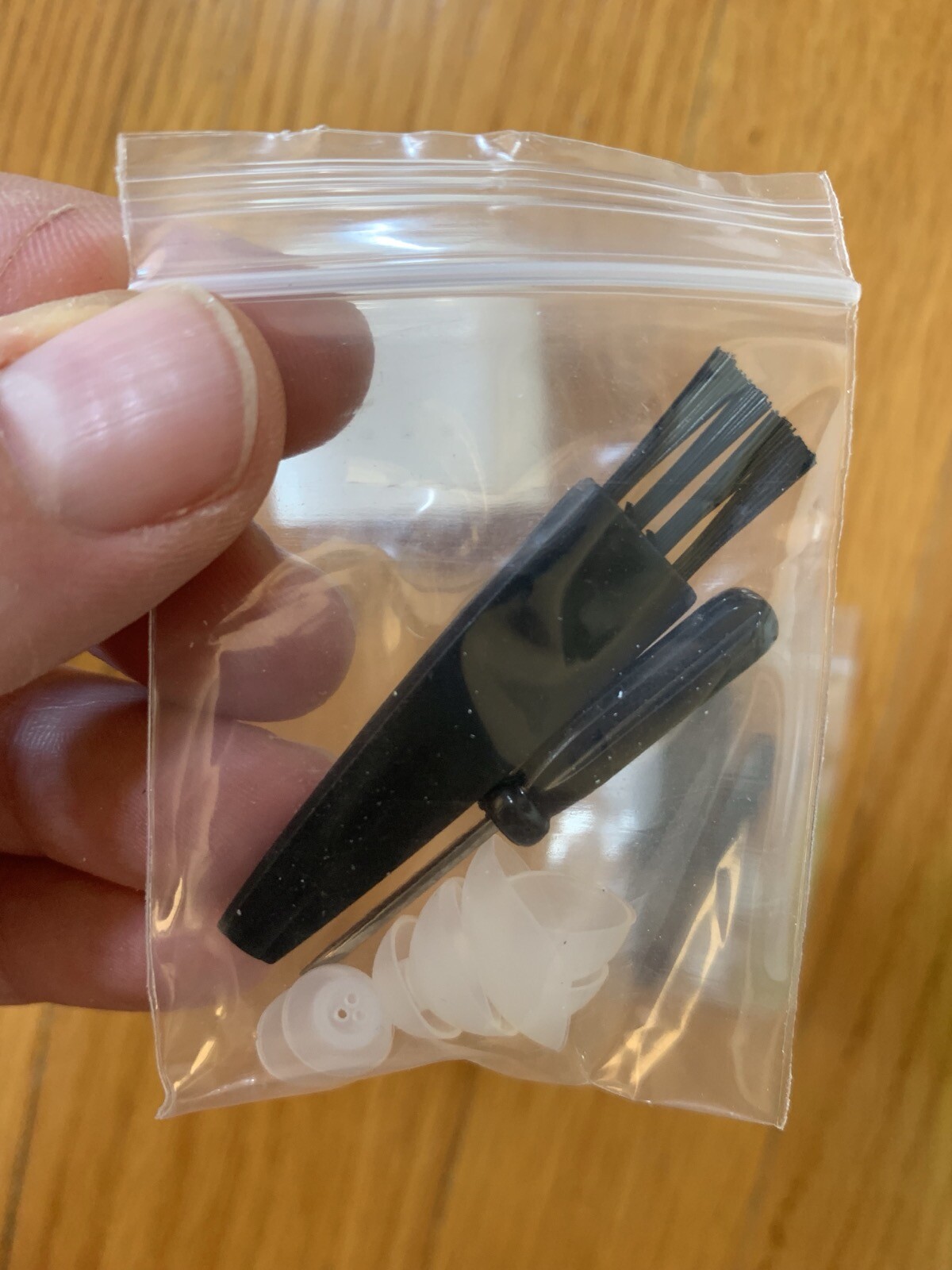 Enafort Hearing Amplifier Rechargeable, Mini CIC Digital Hearing Aids, Red/Blue
