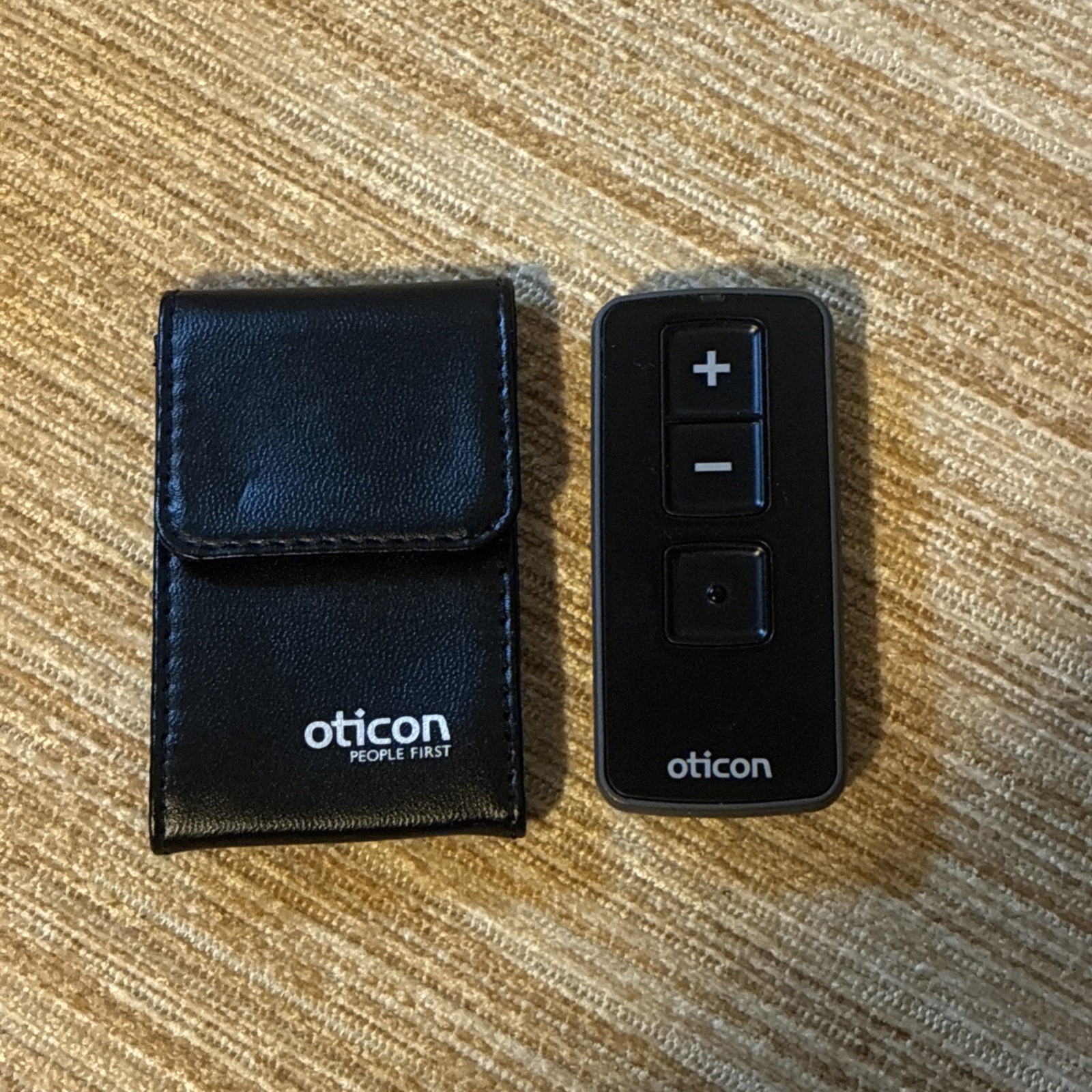 Oticon Remote Control 2.0 – Model RC-2A for Oticon Hearing Aids (USED)