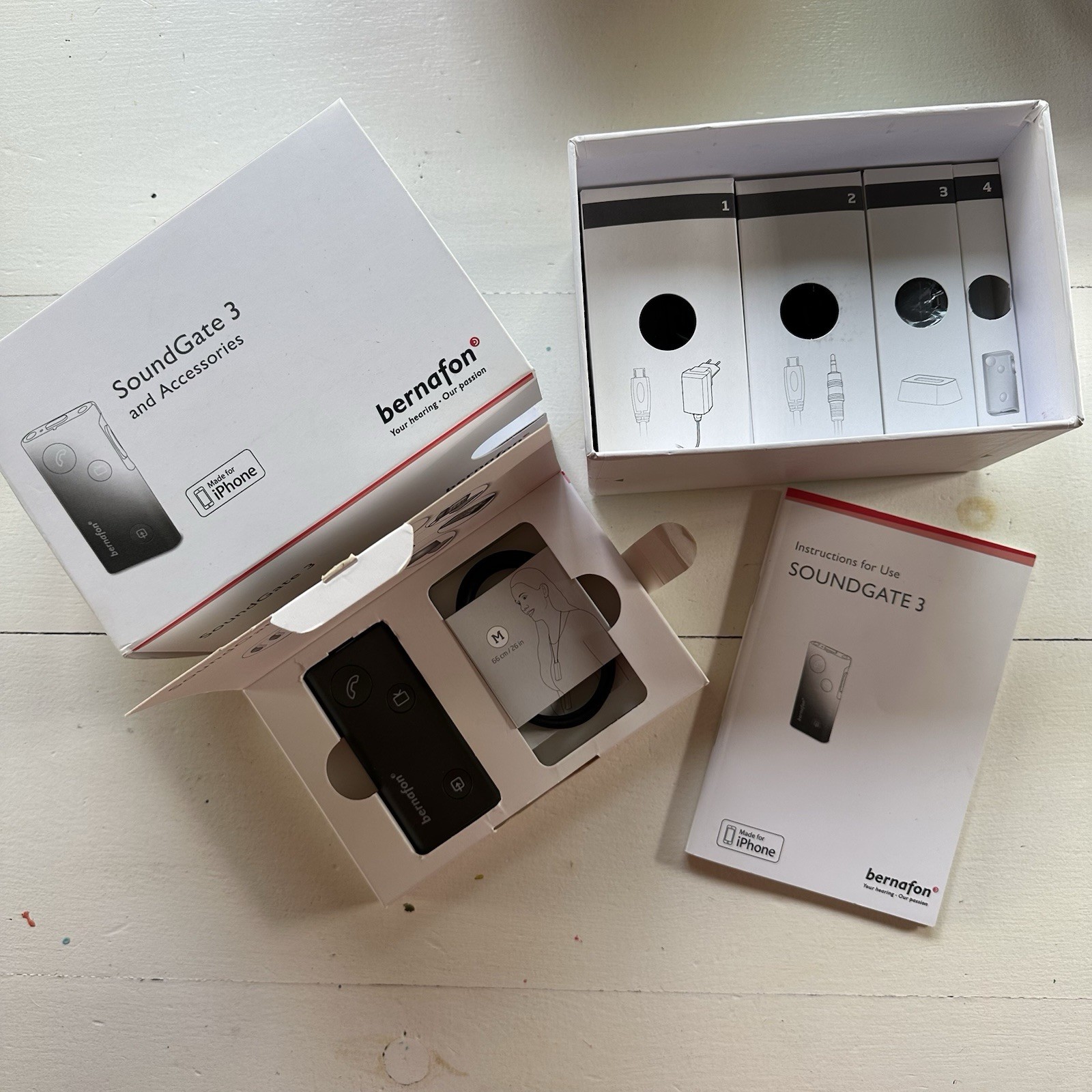 Bernafon Hearing Aid Soundgate 3 – Remote with Neck Cable AND Charging Dock