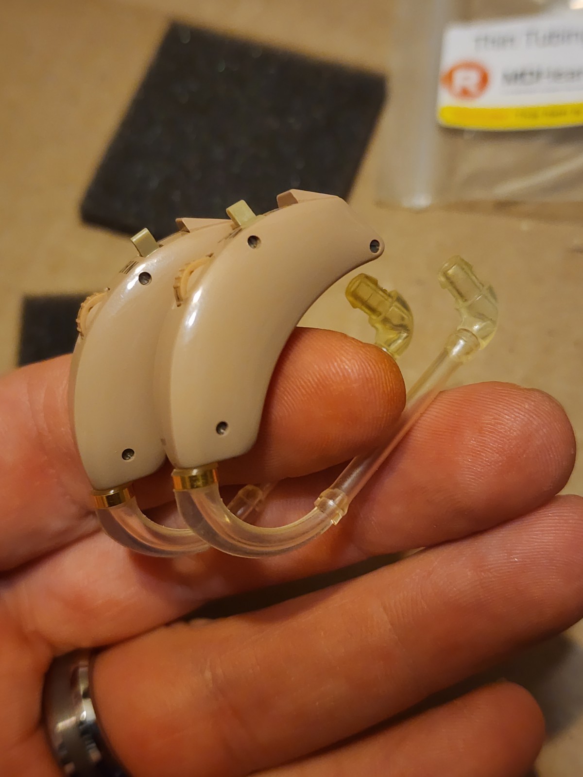 MDHearing Aid PRO Left & Right Acoustitone PRO Hearing Aid Battery Powered Mint