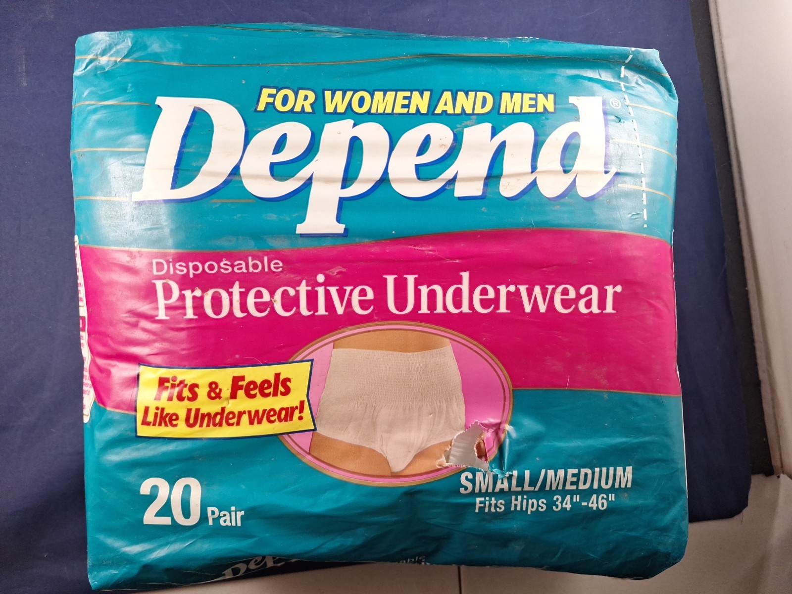 Vintage 1998 Depend Fitted Disposable Protective Underwear Small/Medium 20 Count