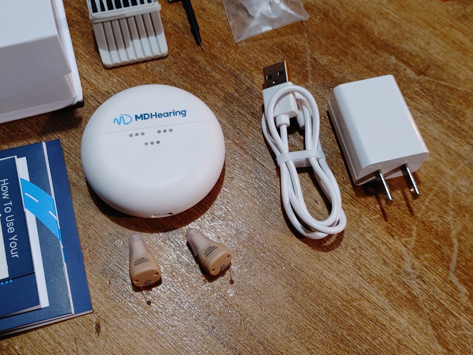 MD Hearing NEO (r) Rechargeable Hearing Aids w/ Charging Case
