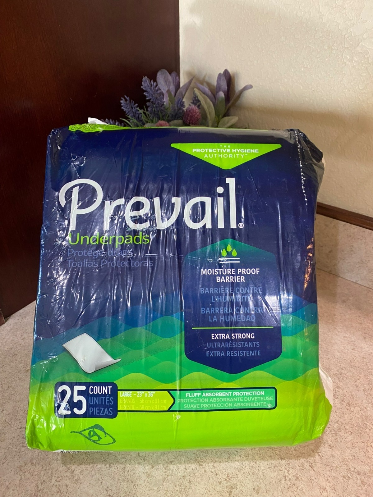 Prevail Underpads Large 25 Count Moisture Proof Barrier Extra Strong Protective