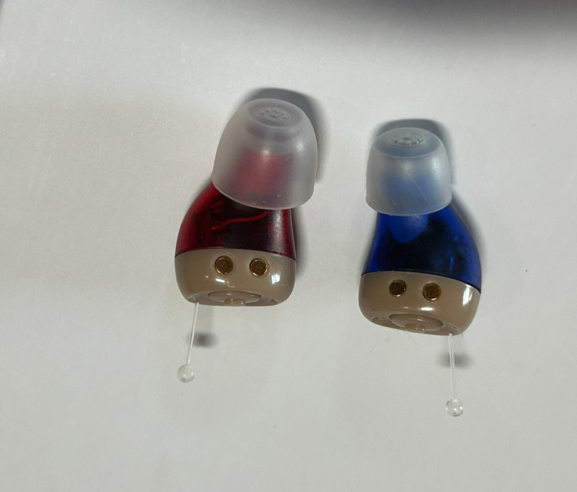 Oricle 2.0 Rechargeable OTC Hearing Aids Pair w/ Charging Case USED Working