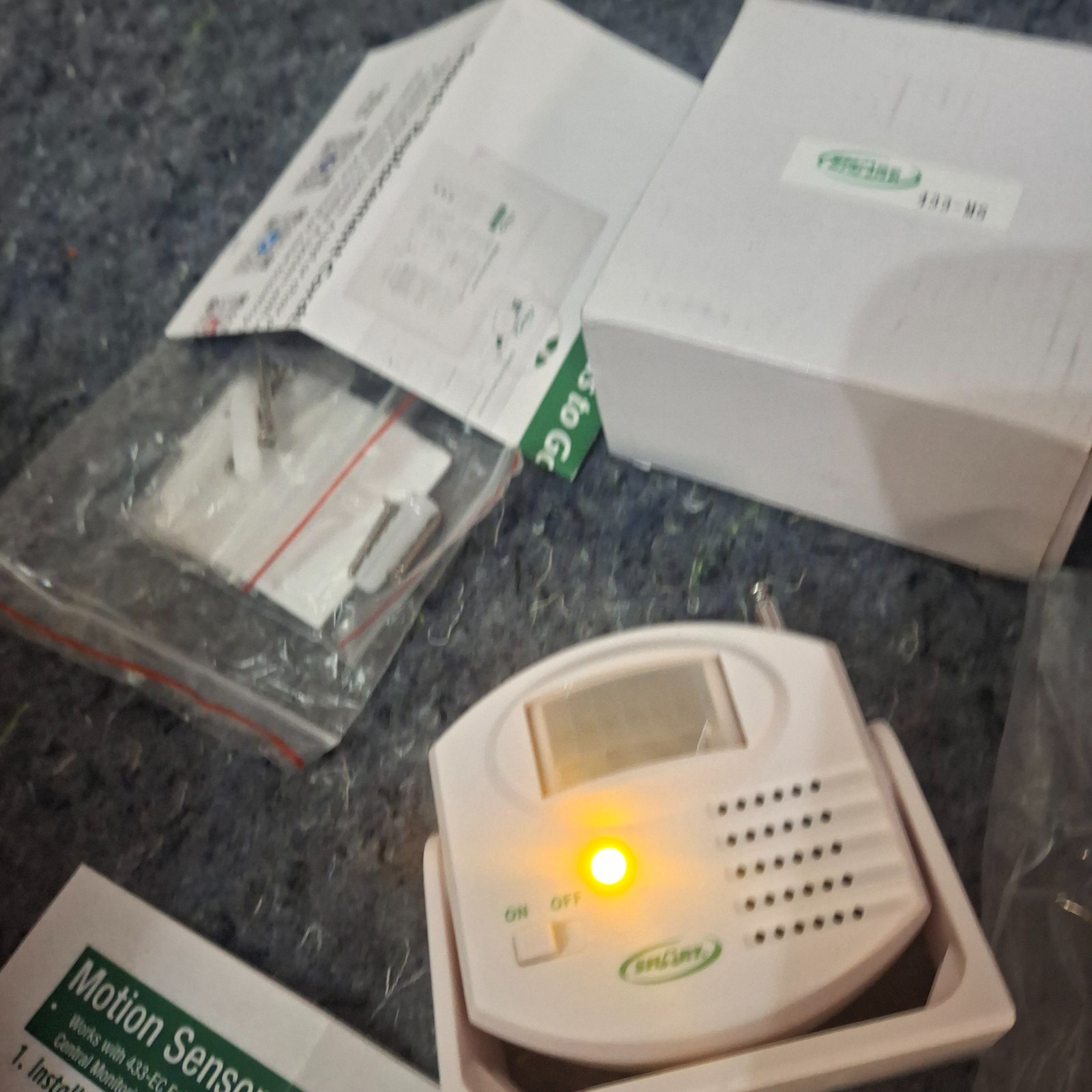 Smart Caregiver Cordless Alert Monitor & Motion Sensor System 433-MS 433-EC