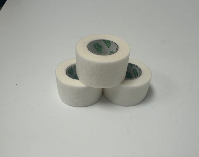 CURAD Paper Adhesive Tape,White – TAPE,PAPER,HYPO,CURAD,1″X10YD,LF,1ROLL 01