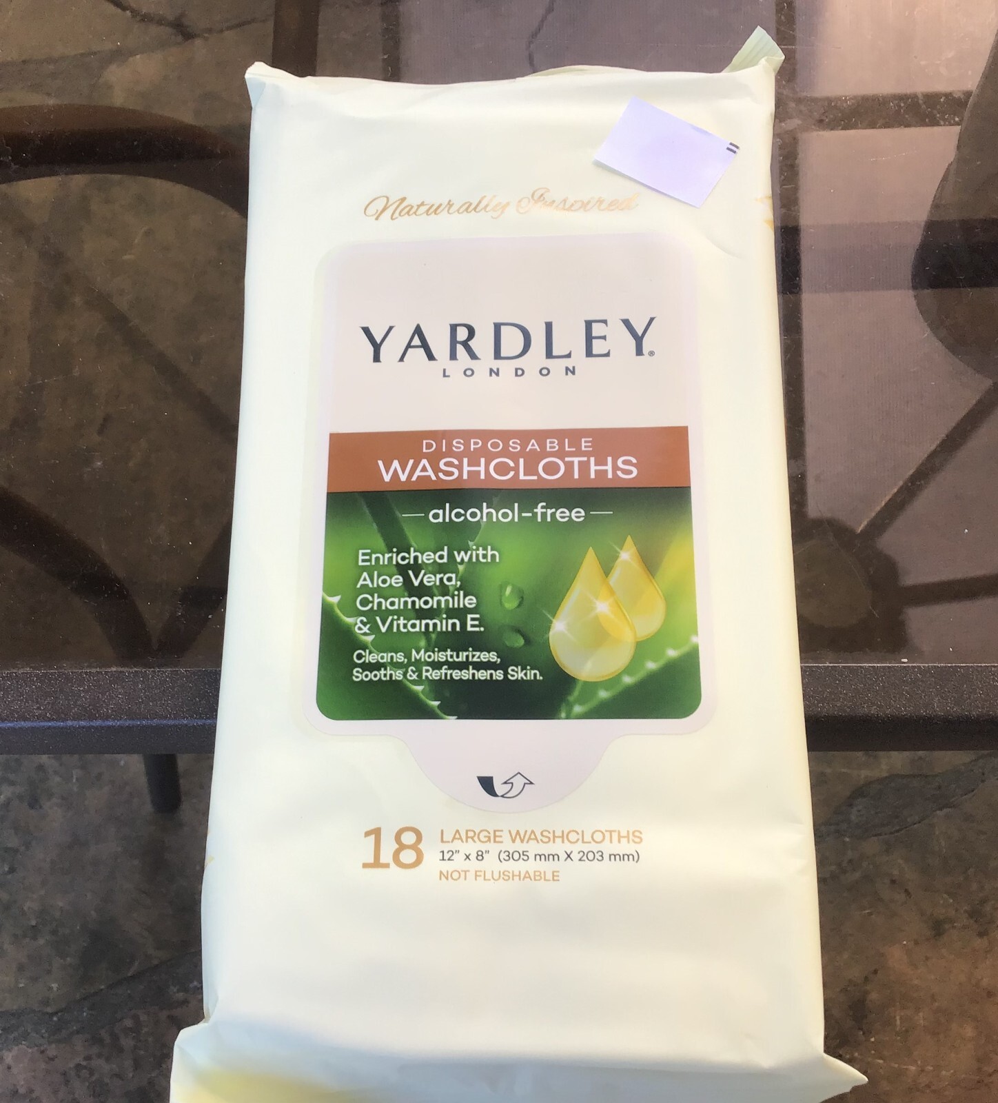 New Yardley of London Disposable Washcloths Large 18 Count Clean Camping Travel