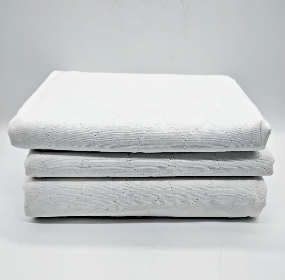 Careboree Washable Incontinence Bed Pads 34×60 Queen Waterproof Underpad 2 Pack