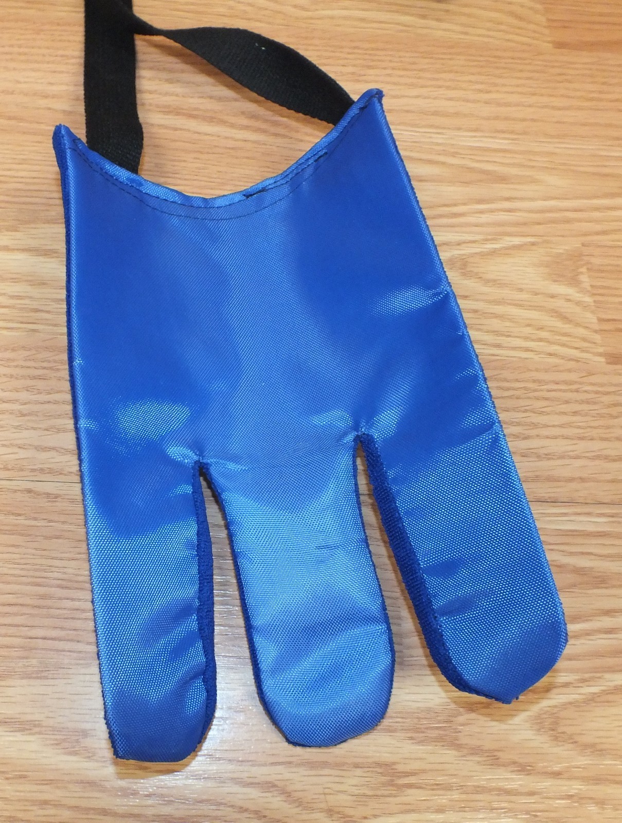 Genuine Blue Jay (BJ100101) Get Your Socks on Flexible Sock Aid **NEW OLD STOCK*