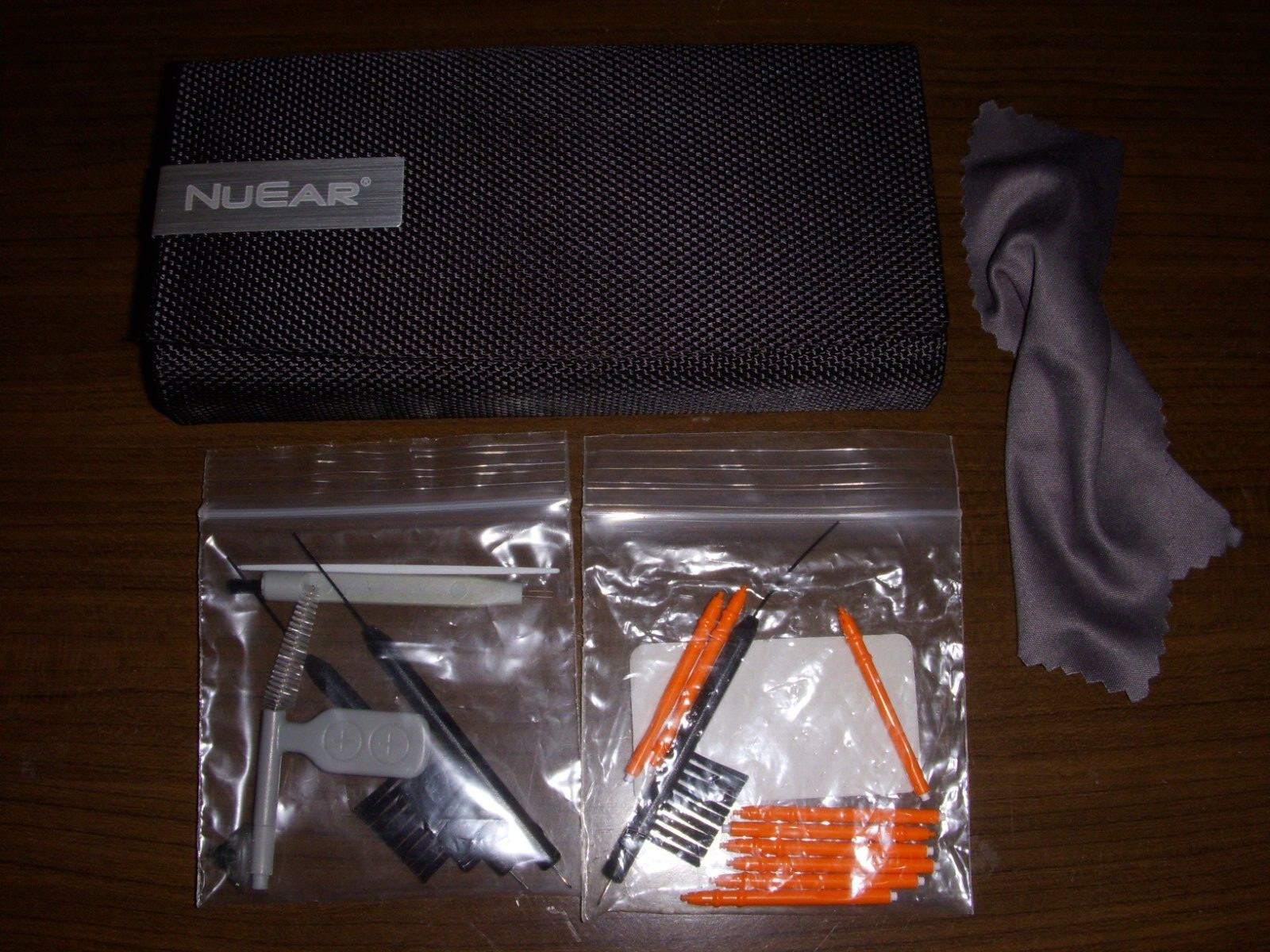 NUEAR hearing aids In The Canal w/ replacement batteries: Used