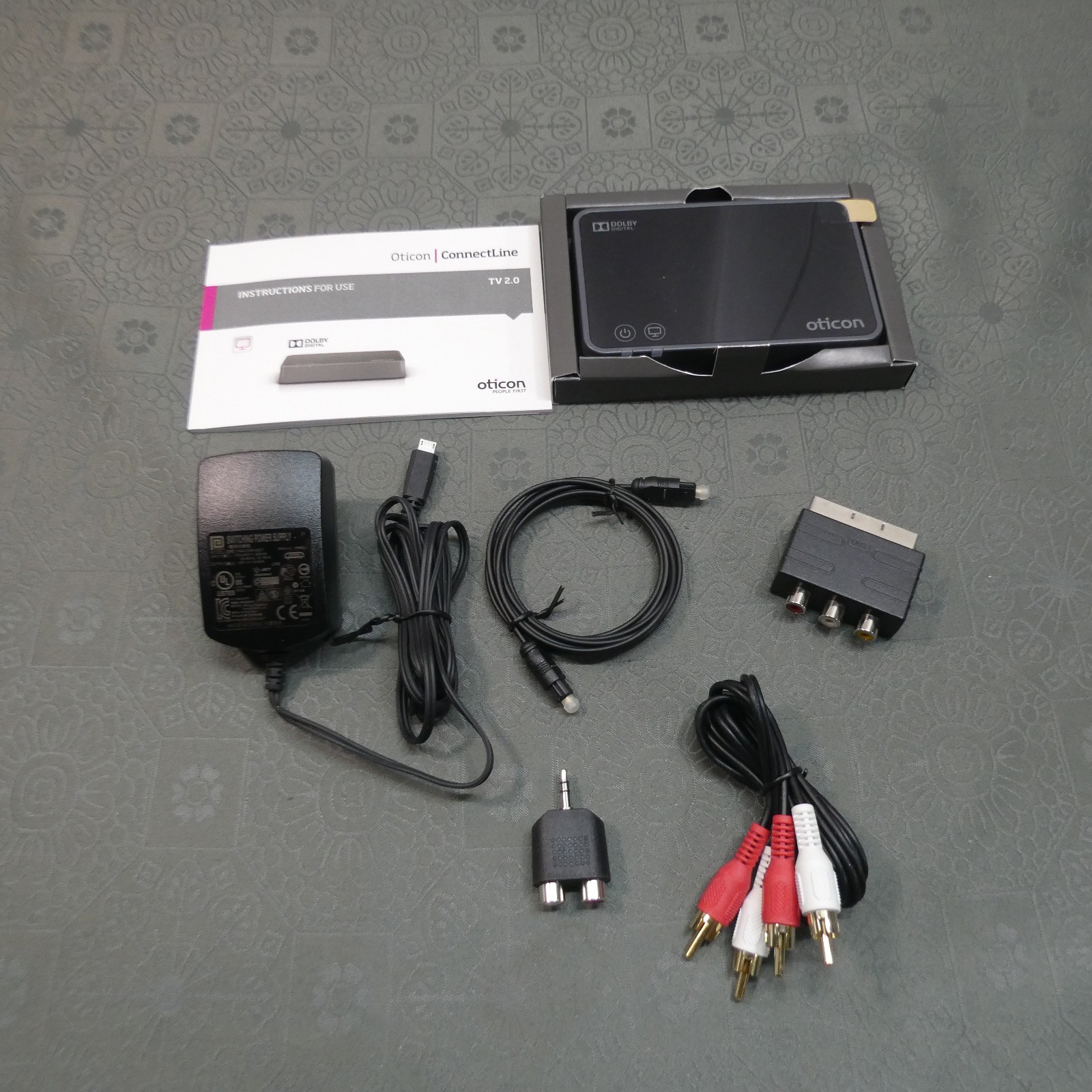 Oticon ConnectLine TV 2.0 Adapter Hearing Aid Streamer w/ Cables Complete