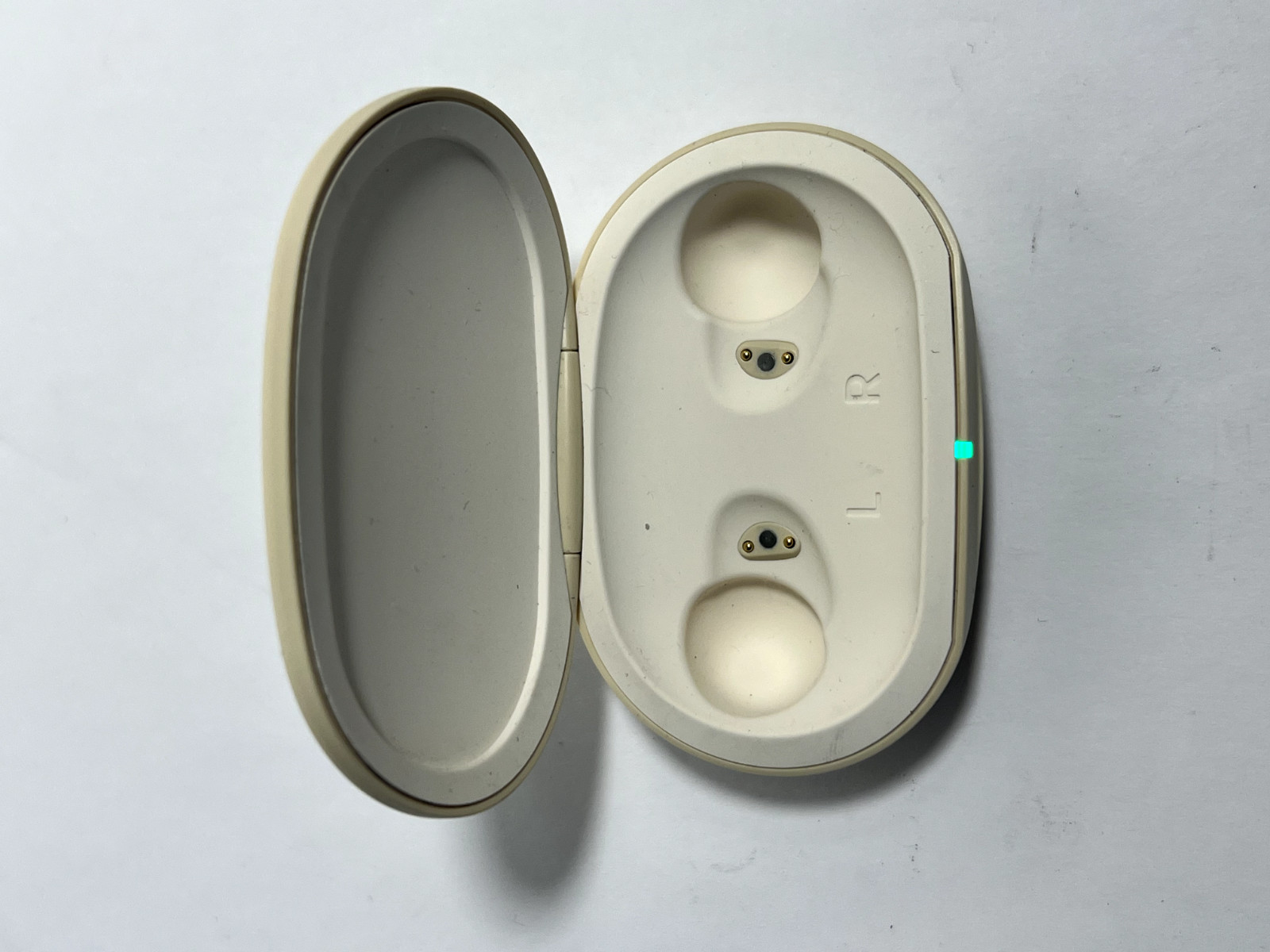 Jabra Enhance Plus OTC Hearing Aids Charging CASE ONLY Beige – Pre Owned CASE !!