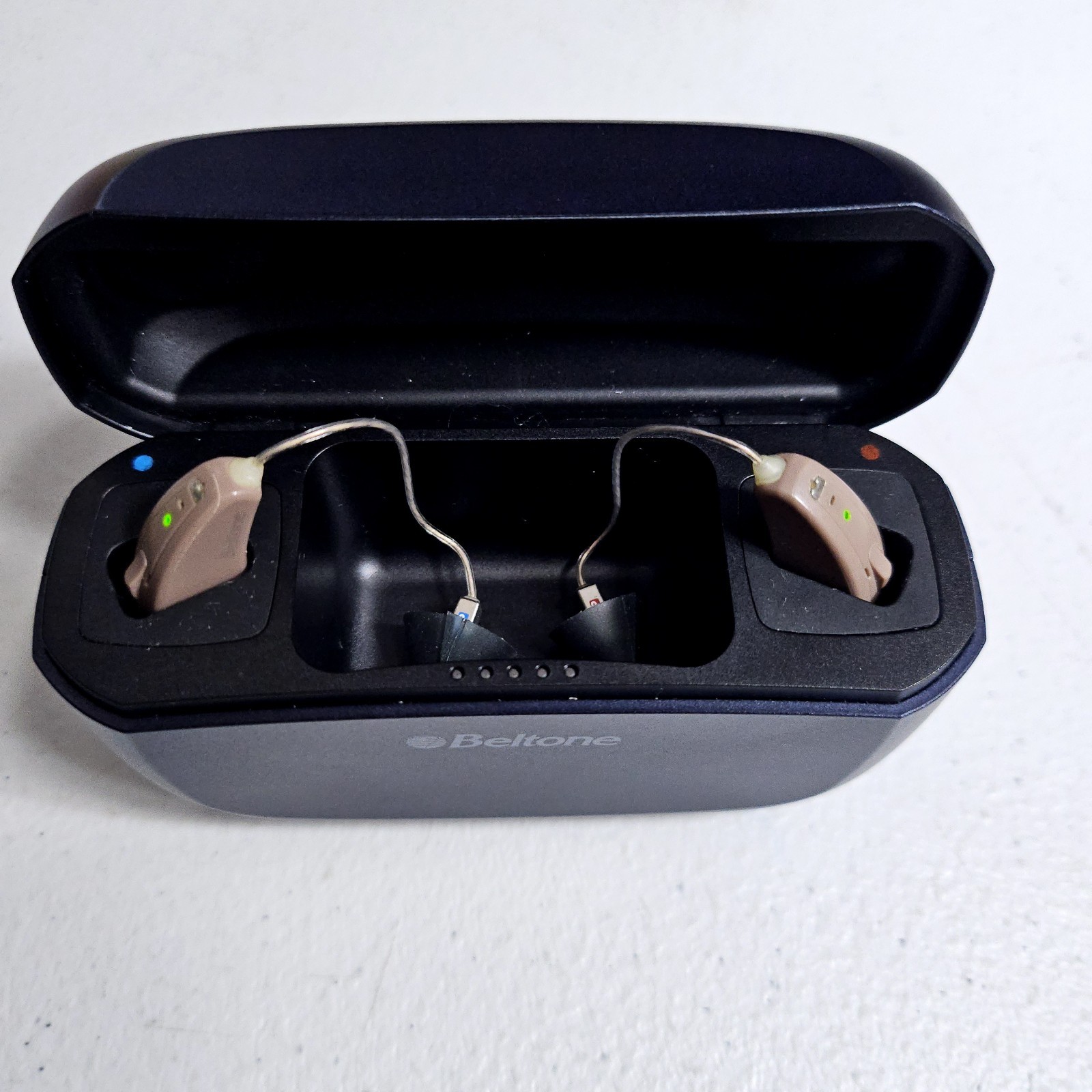 PARTS ONLY Beltone Amaze AMZ963-DRWC Model Hearing Aids w/ C-1 Charging Case