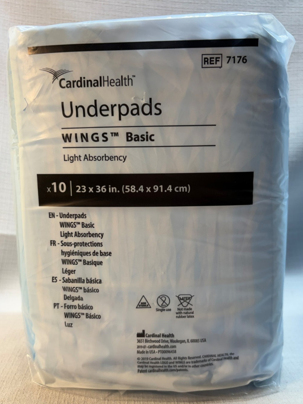 CARDINAL HEALTH Pack of 10 Basic Light Absorbency Underpads–23 x 36