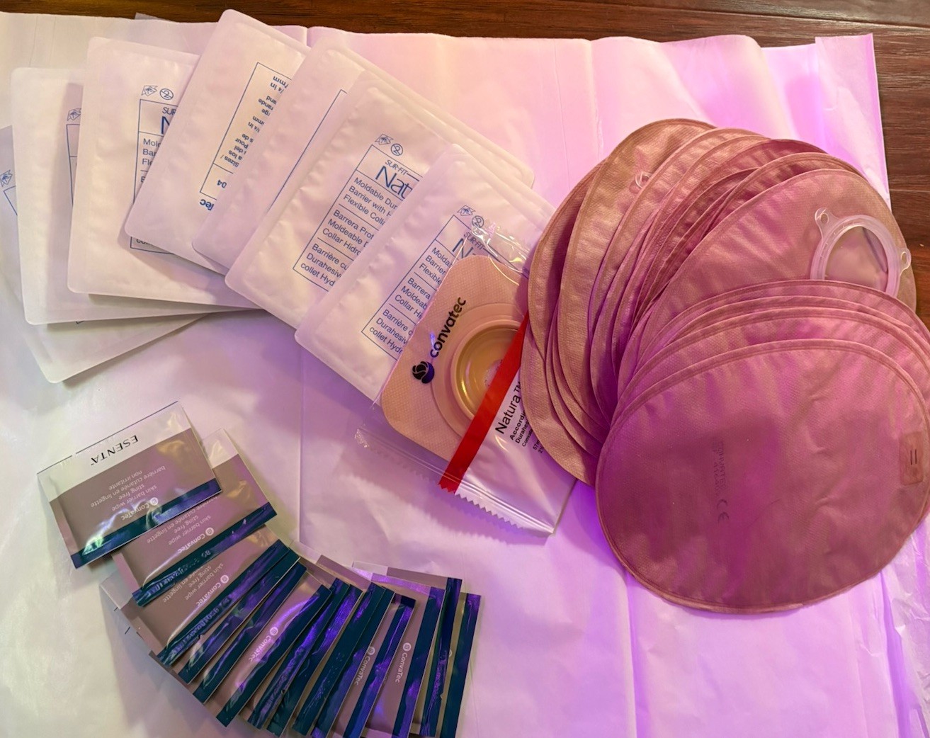 Ostomy Supplies 20 bags 2 1/4 8 of 2 1/4 Flanges and 15 Barrier Wipes