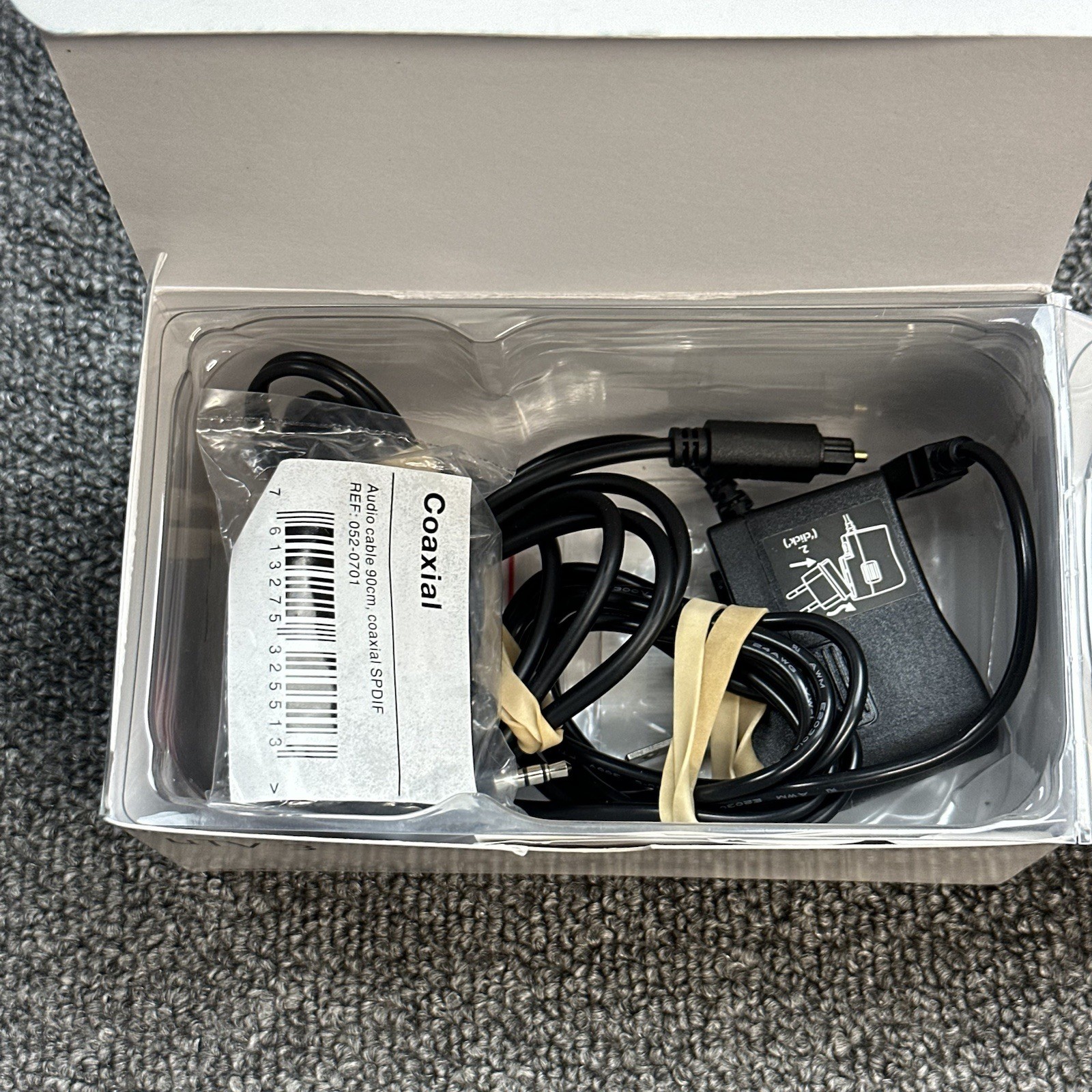 Unitron uTV3 Wireless TV Transmitter Dock Charging Base / Power Supply / Cables
