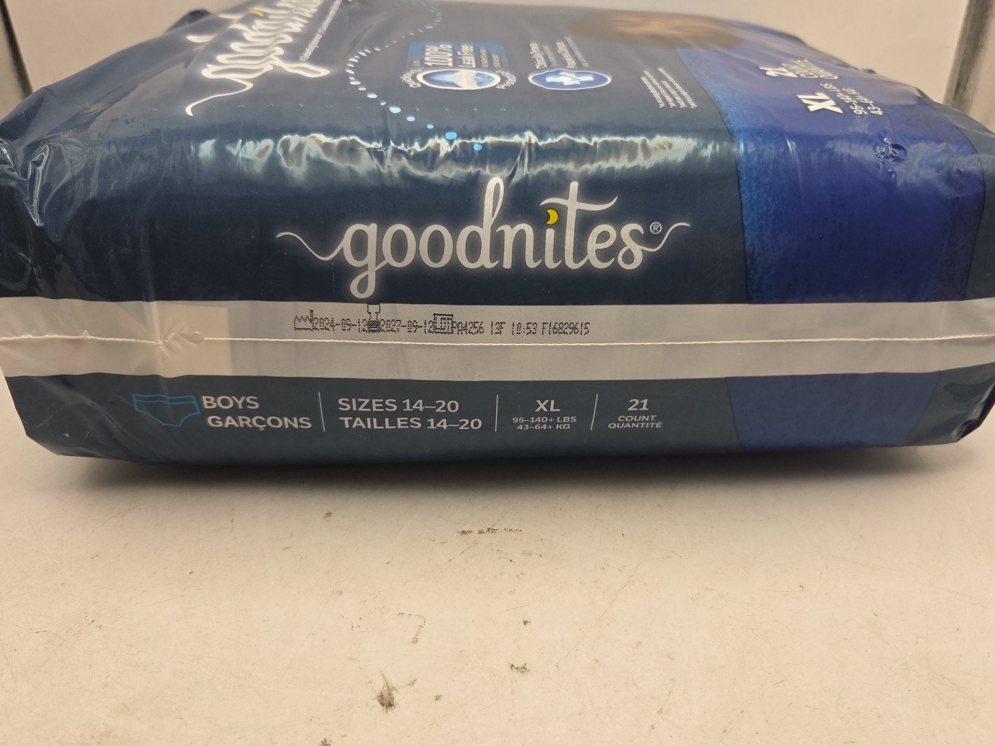 Goodnites Boys’ Nighttime Bedwetting Underwear, Size XL (95-140 Lbs) (21 Count)