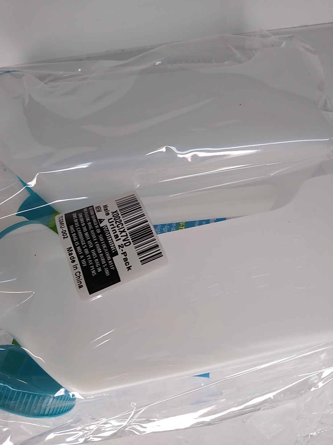 2x Male Urinal with Cover and Handle 32OzPortable Handheld Overnight Pee Tilcare