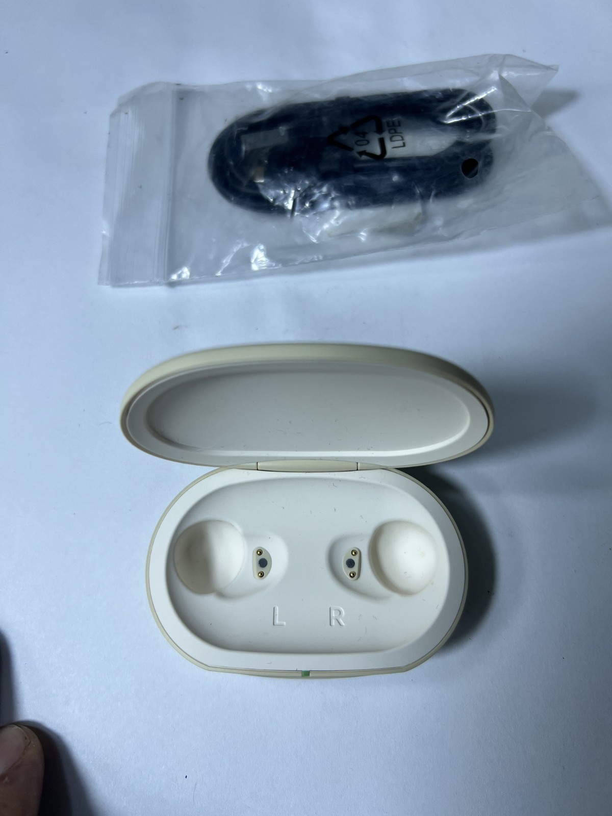 Jabra Enhance Plus OTC Hearing Aids Charging CASE ONLY Beige – Pre Owned CASE !!