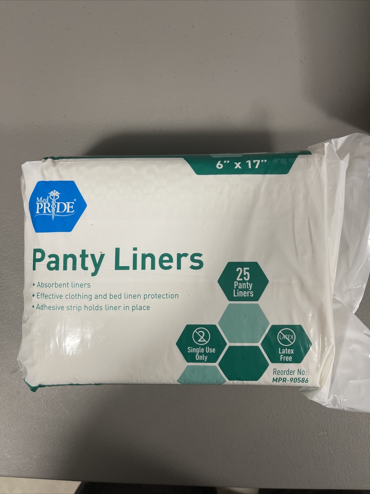 MED PRIDE Premium Ultra Absorbent Panty Liners for Women 25 pcs Lots of 4 packs