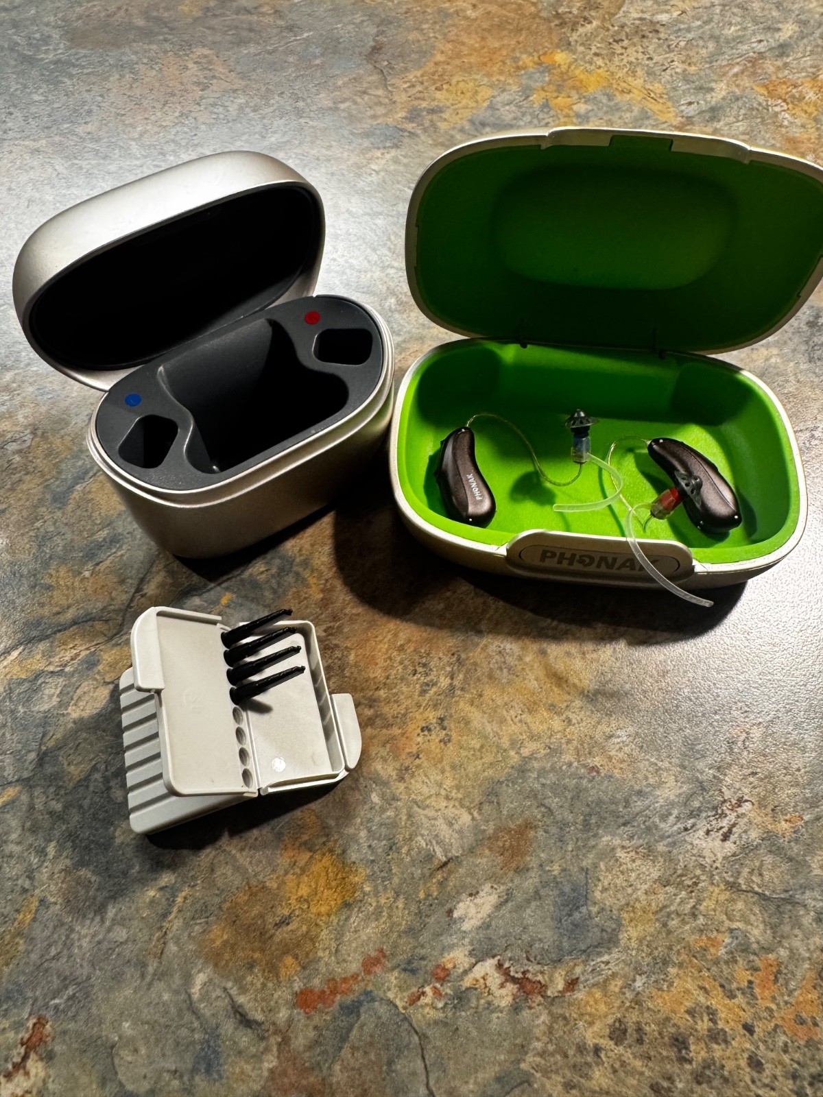 Phonak Audéo Lumity L70-R Rechargeable Hearing Aids Pair