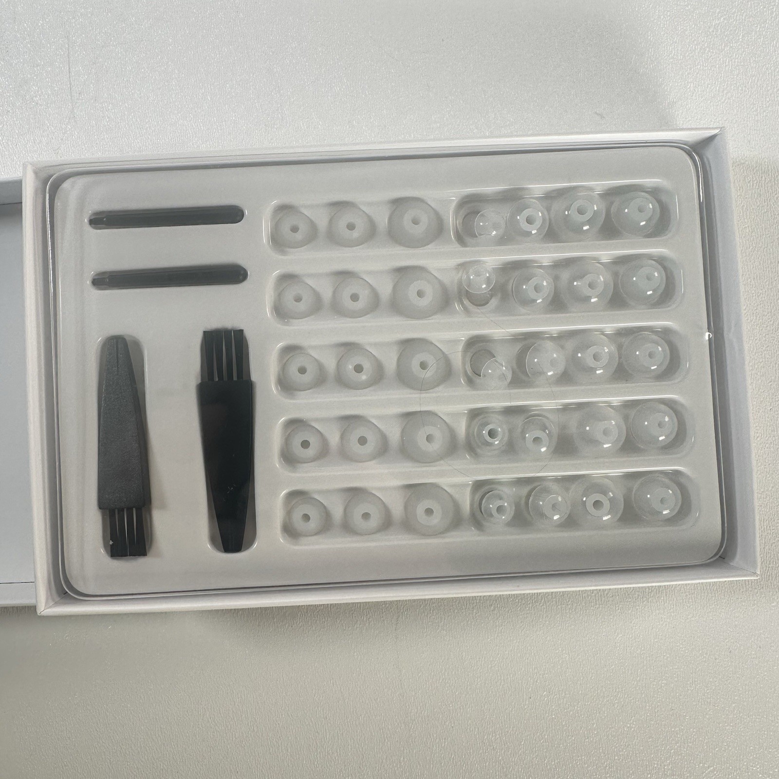 Medca – Hearing Amplifier – Silicone Soft Ear Tips Kit – 39 Pieces