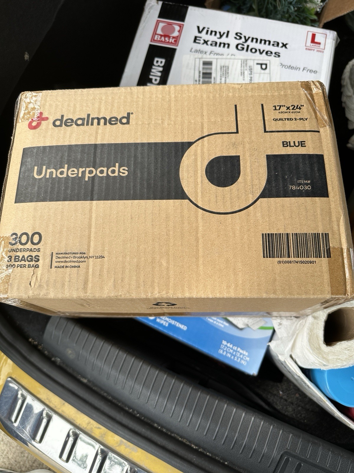 300-Count Lightweight Underpads 24″ x 17″ for Pet and Surface Protection New
