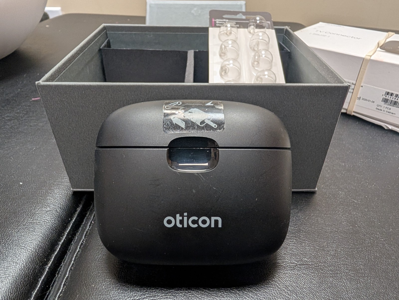 Oticon Smart Charger Minirite R W/ Phonak Wireless TV Connector FREE SHIPPING