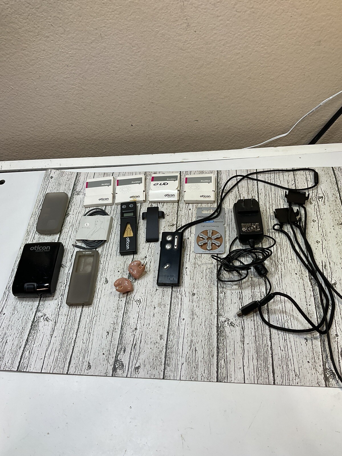 Oticon People First + Accessories