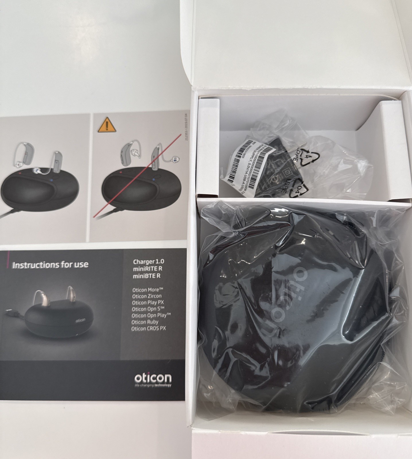 Oticon Desktop Charger With Power Cable, Wall Adapter, Manual. Lightly Used.