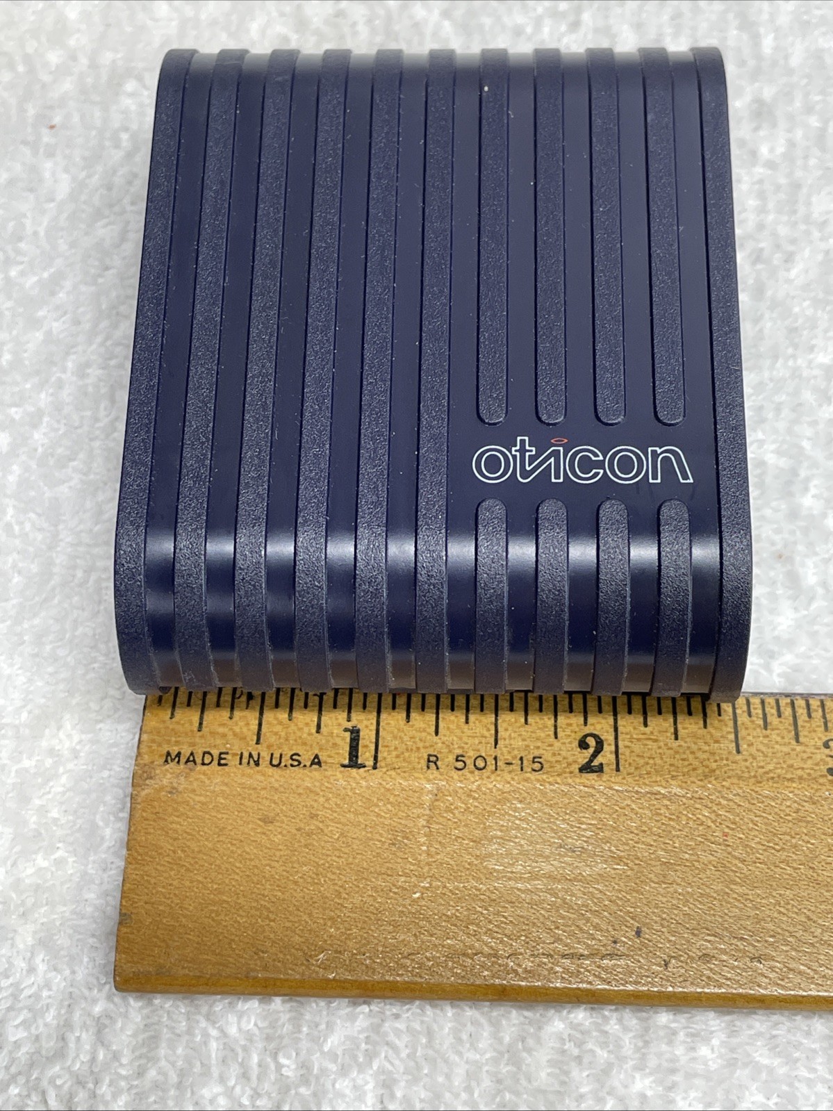 OTICON Clamshell Hard Case for Hearing Aids Navy Blue 2 1/2″ x 3″ x 1″