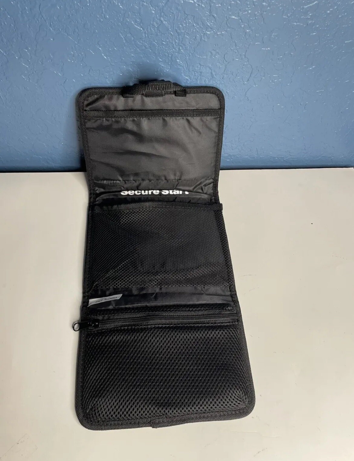 Secure Start Ostomy Hanging Travel Bag Case Black with Hanging Hook- NEW